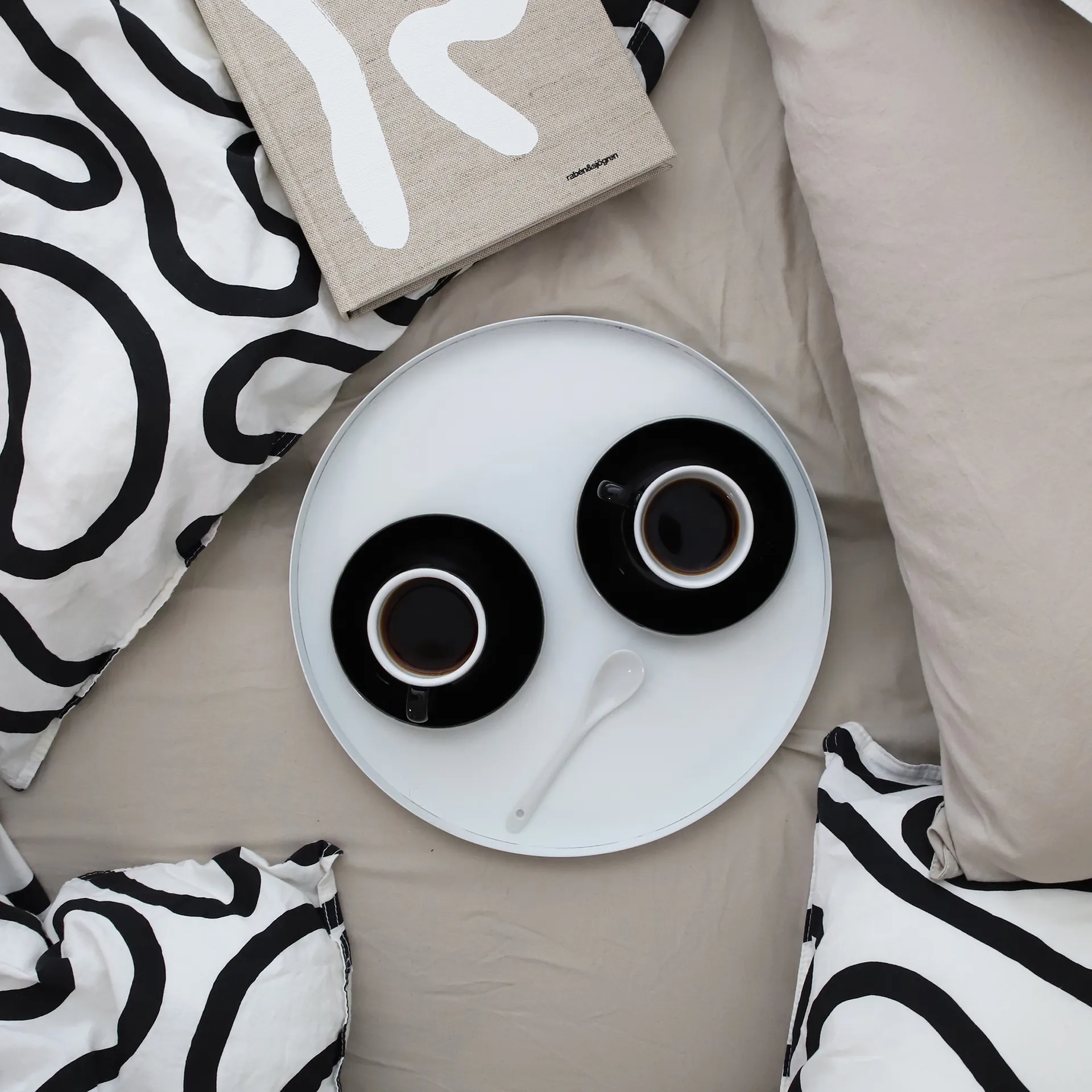 Cooee 托盘 30 cm round, 白色 Cooee Design