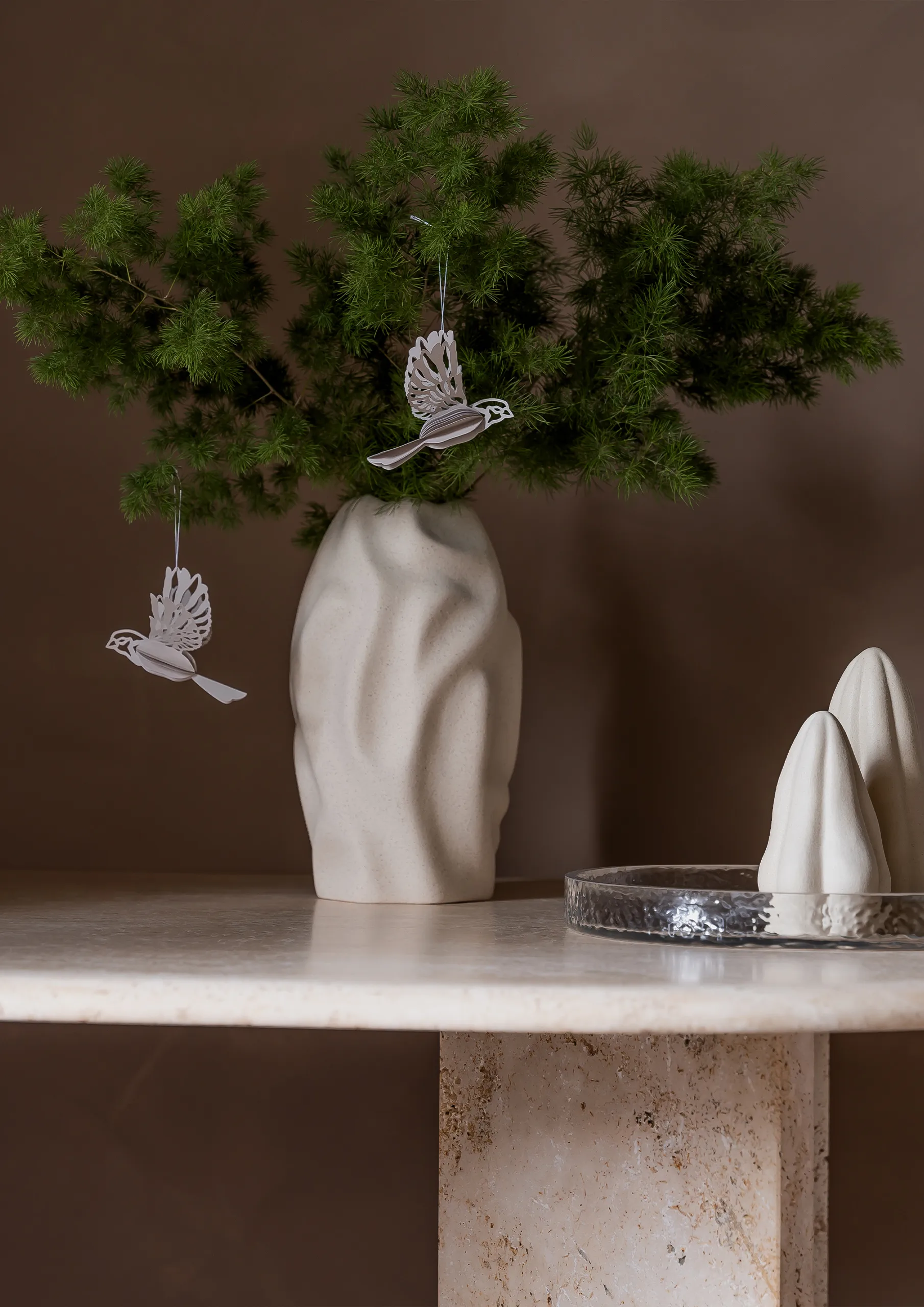 Paper bird 装饰 hanging, 沙色 Cooee Design