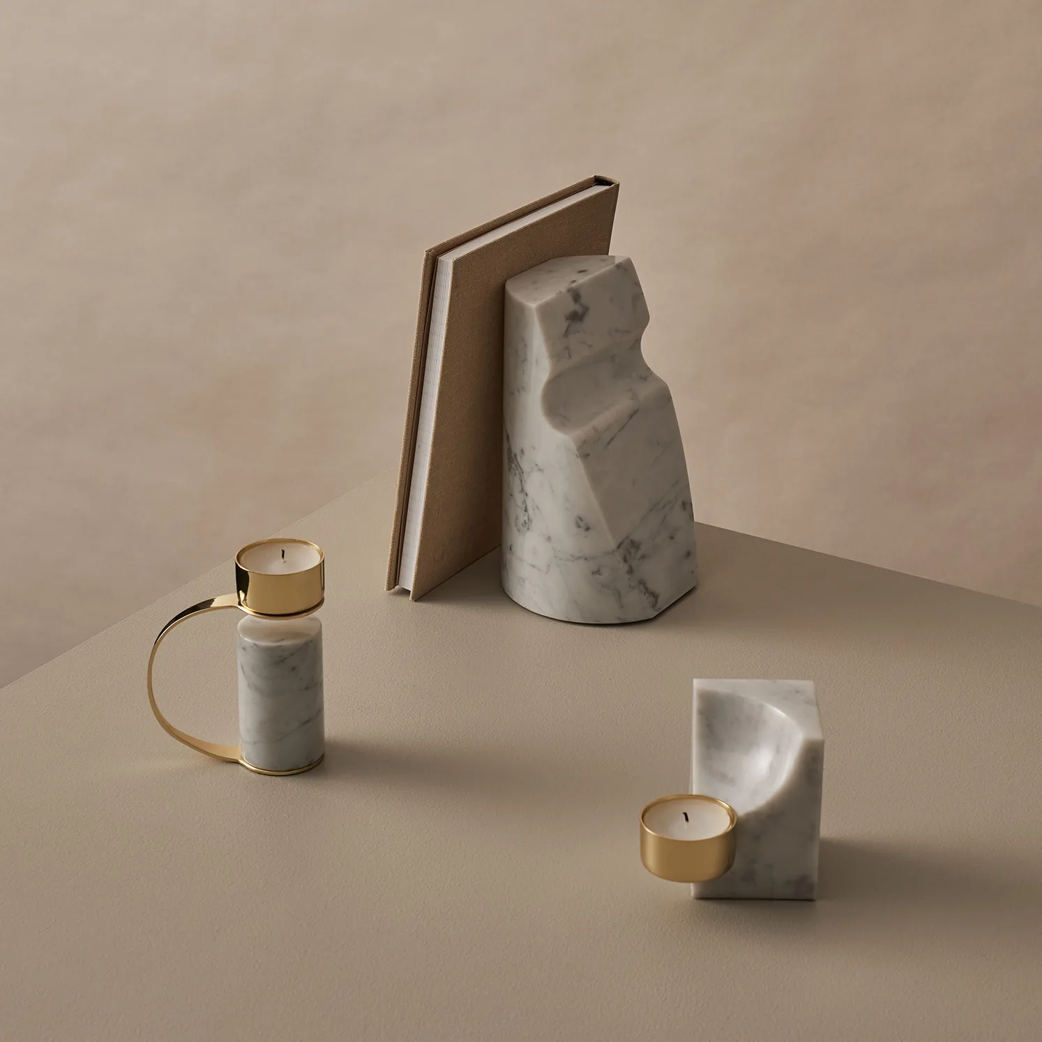 Quarter 烛台 , carrara Cooee Design