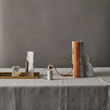 Quarter 烛台  - carrara - Cooee Design