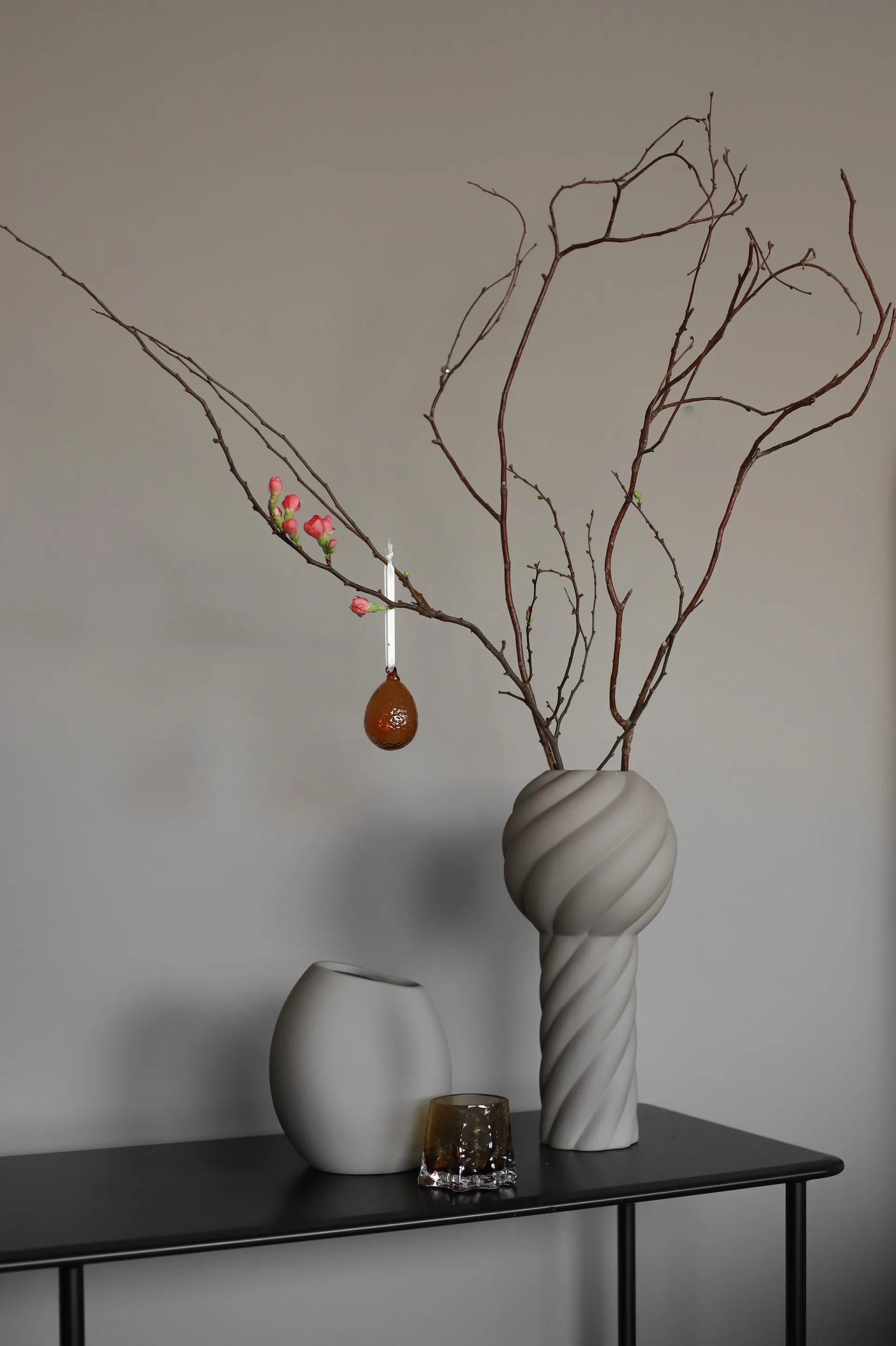Twist 柱形花瓶34cm, 沙色 Cooee Design