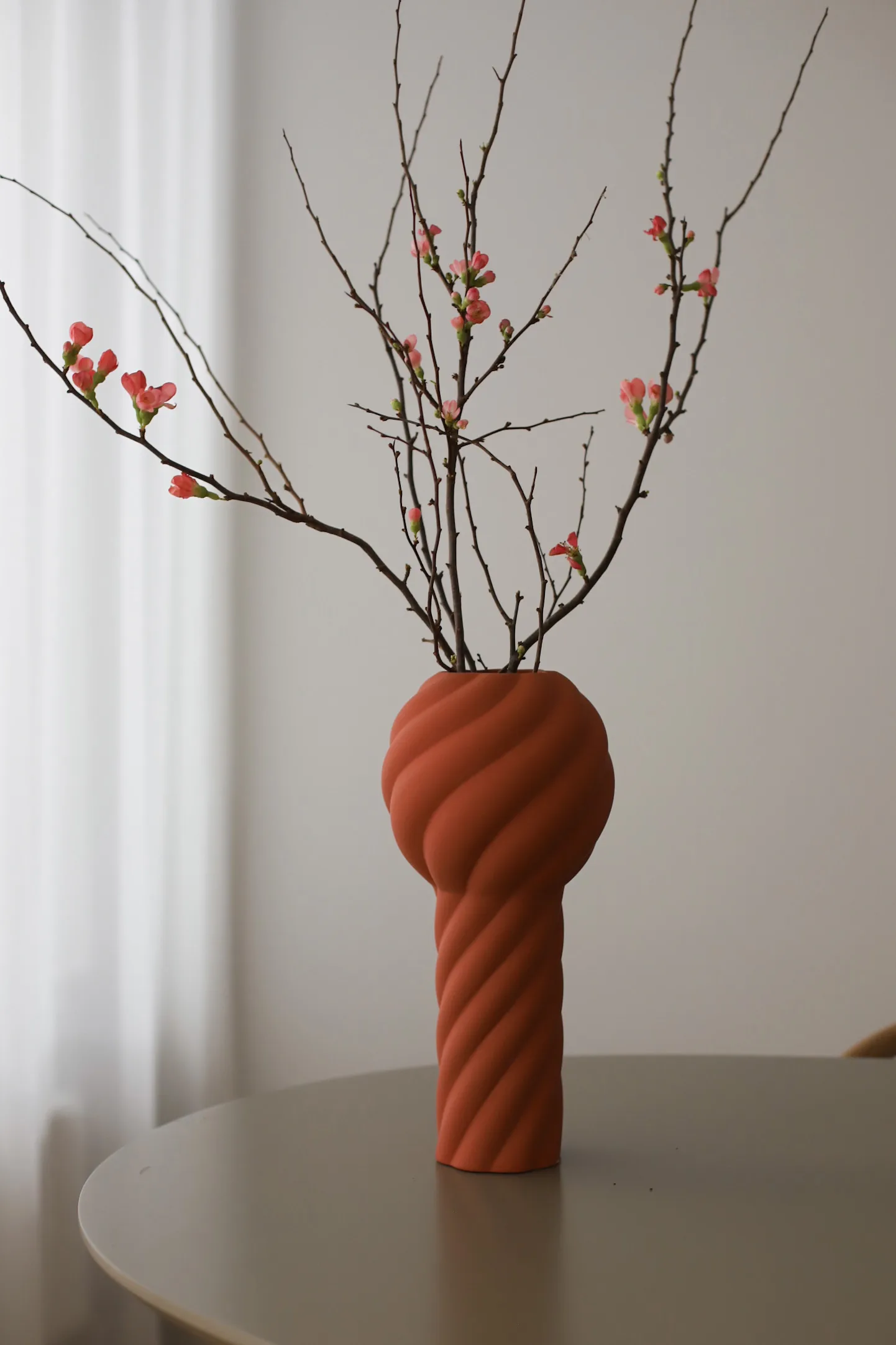 Twist pillar 花瓶 34 cm, Brick 红色 Cooee Design