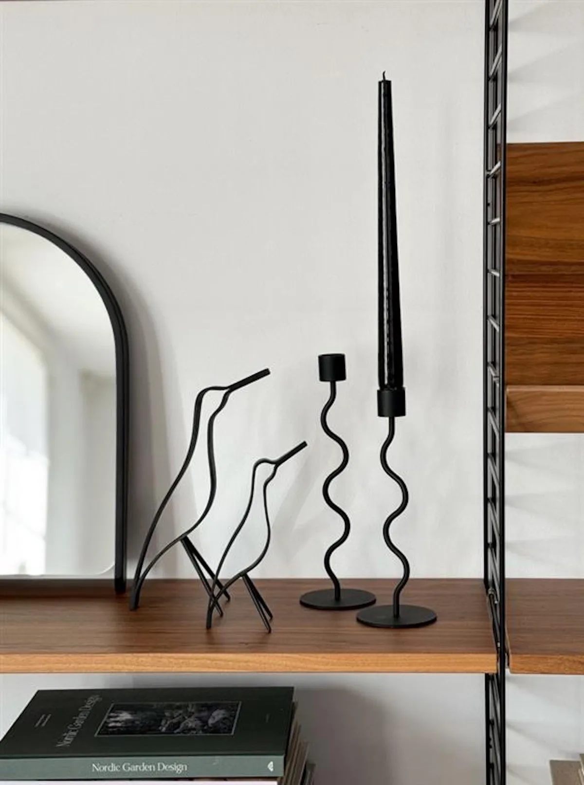 Woody Bird high 18 cm, 黑色 stained 自然木色 Cooee Design