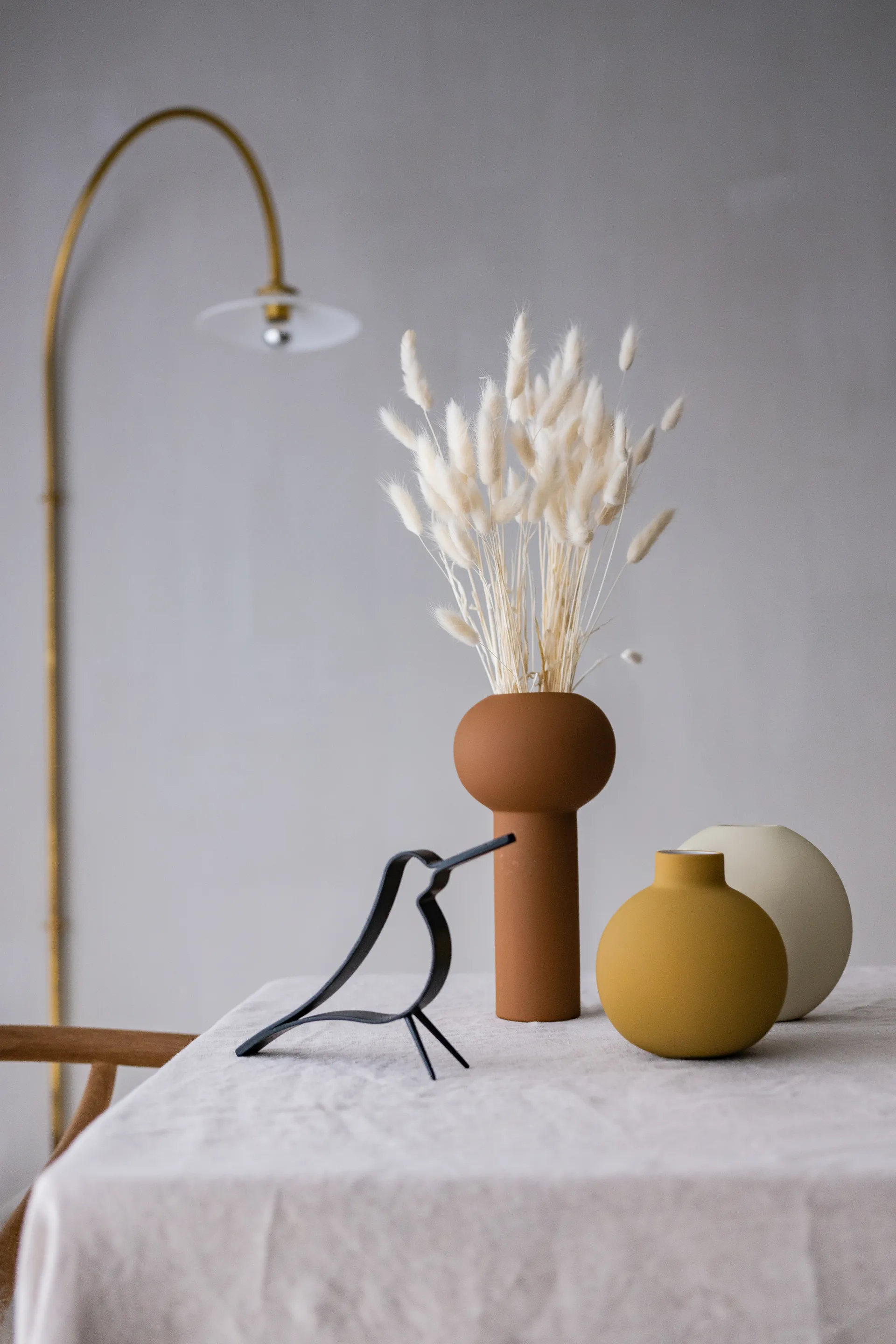 Woody Bird 小, 黑色-stained oak wood Cooee Design