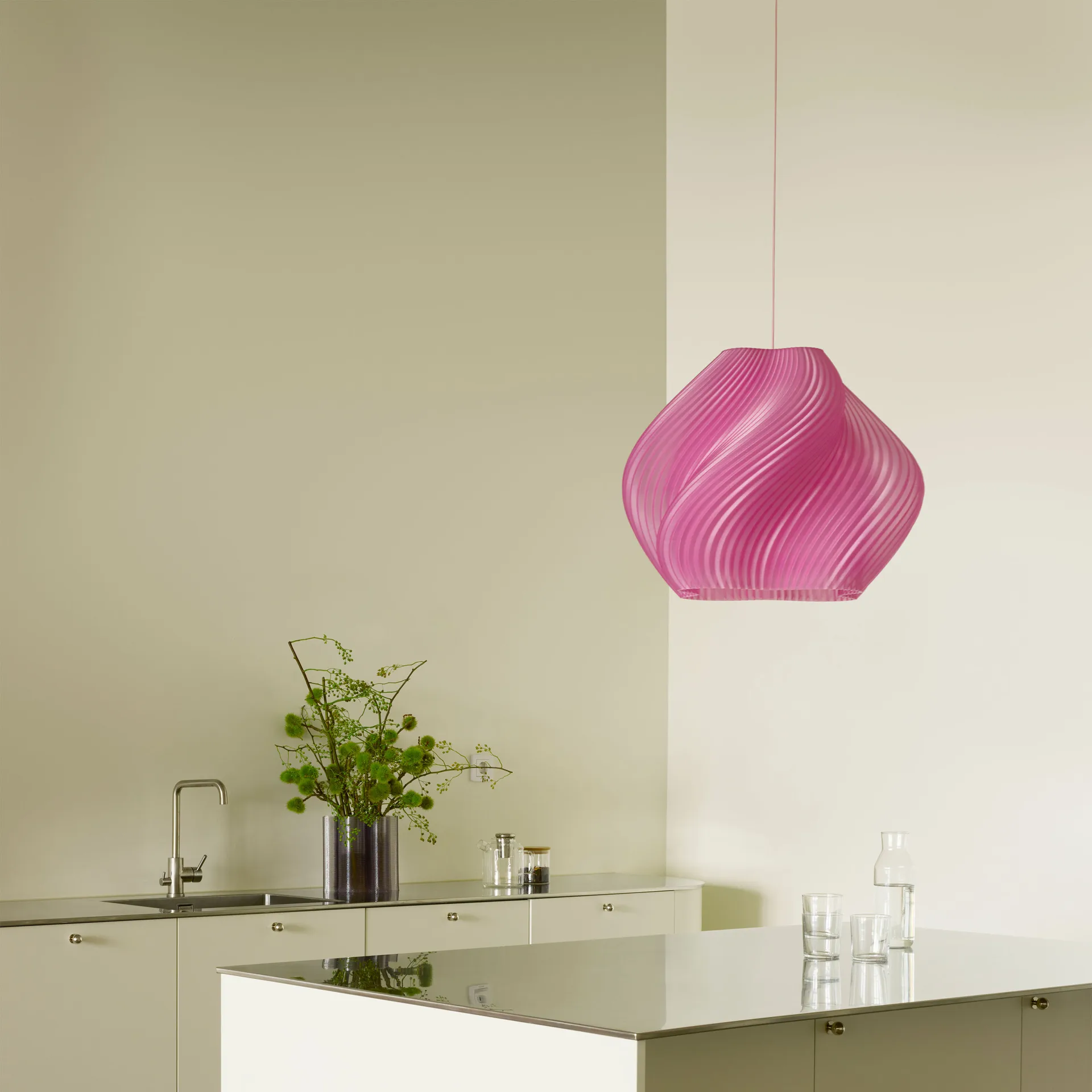 Soft Serve 吊灯, 玫瑰色冰糕款_铬色_Mega款_60cm Crème Atelier