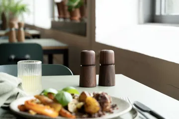 Stockholm 斯德哥尔摩 香料磨 - 原木色_FSC认证胡桃木_11cm - Crushgrind
