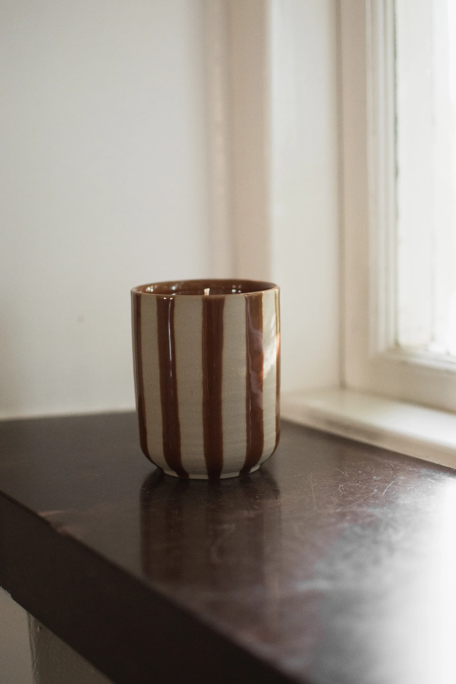 Burn 香薰蜡烛 60 h, 牛轧糖棕色 DBKD