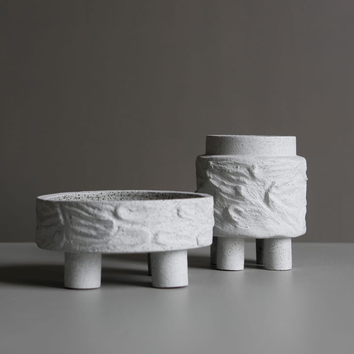 Clay 盘子 on leg Ø25 cm, 沙色 DBKD
