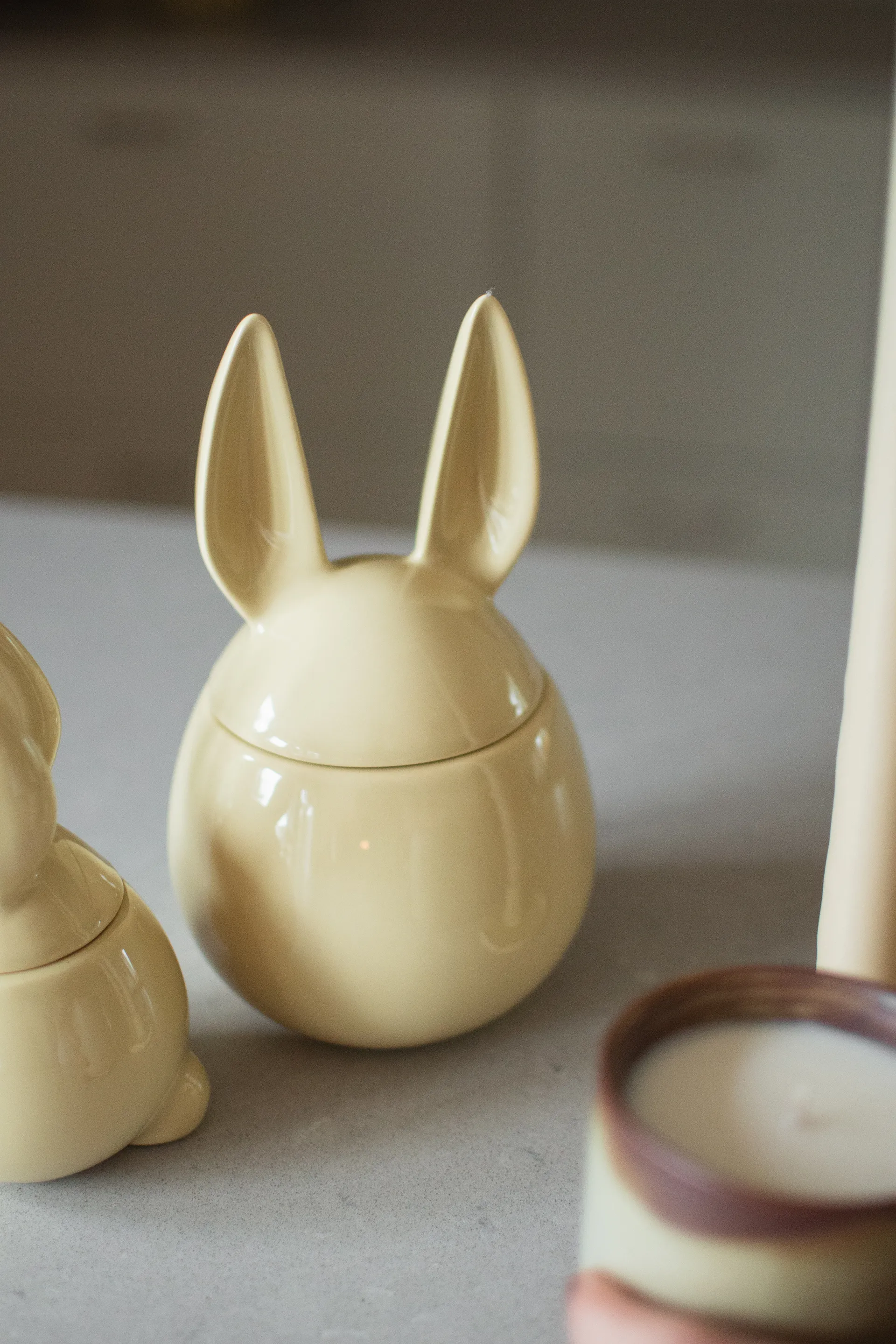 DBKD Eating rabbit 碗 大, Shiny 黄色 DBKD