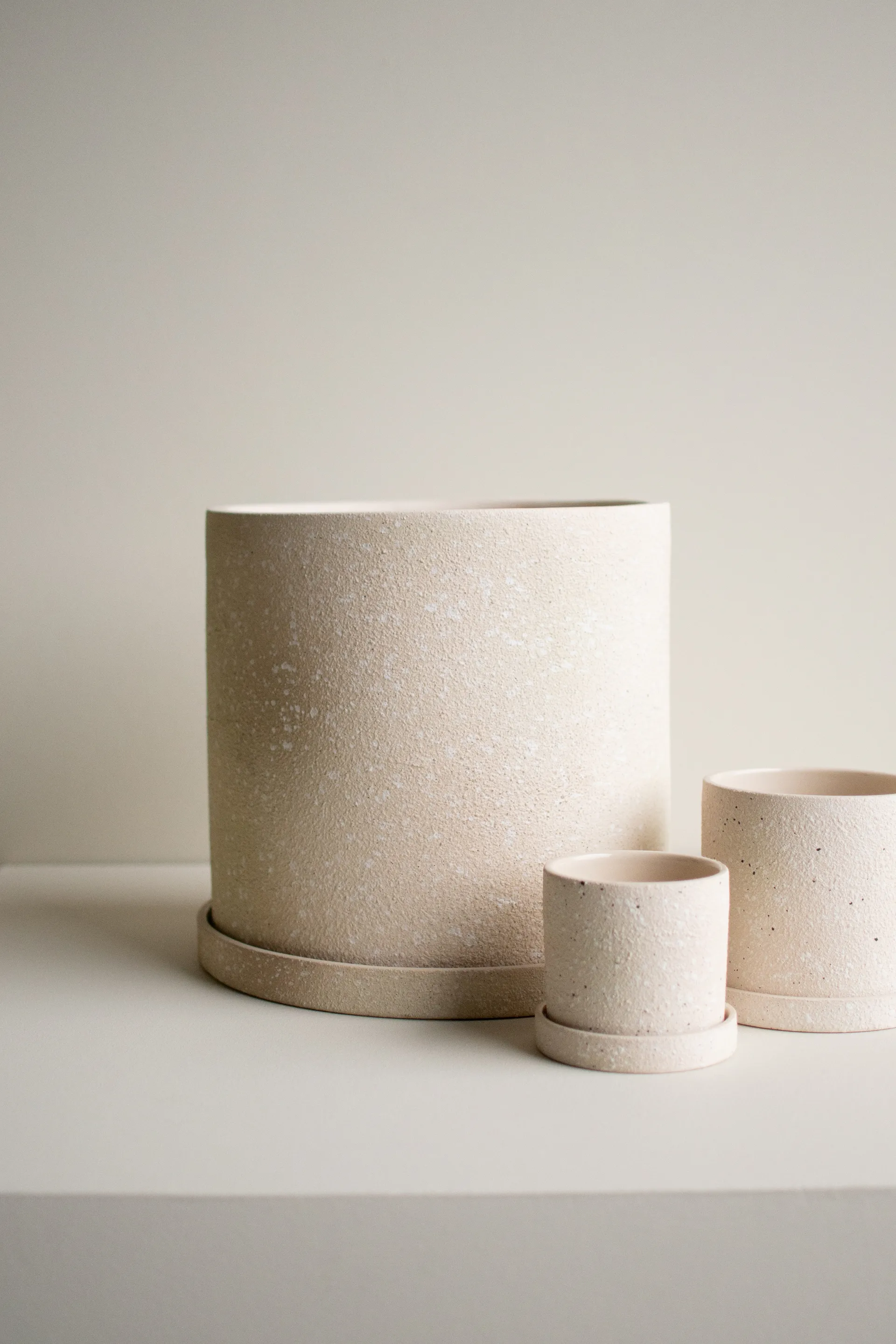 Grow pot Ø30 cm with 碟子, Creme structure DBKD