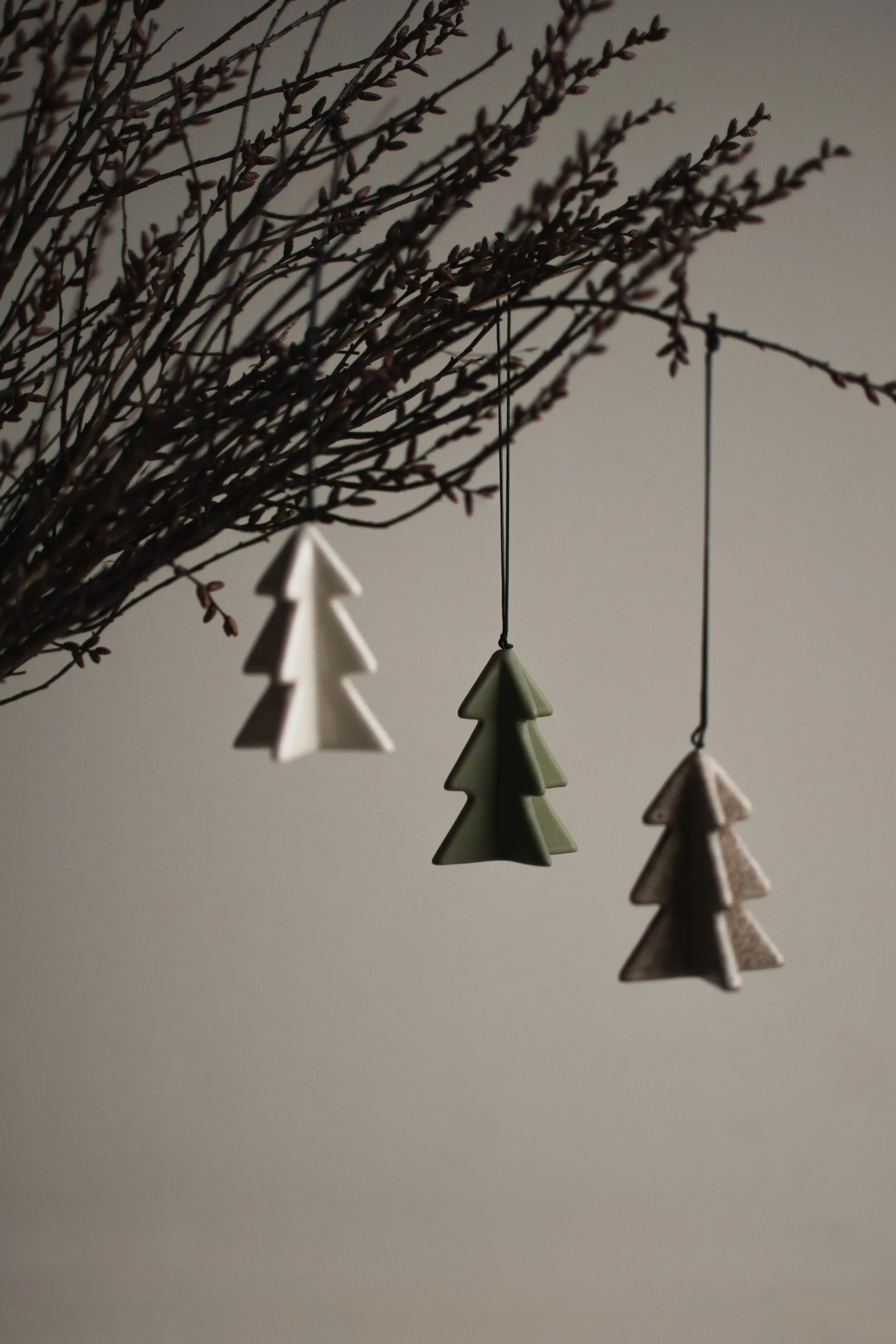 Hanging winter tree 7 cm, 米色 DBKD