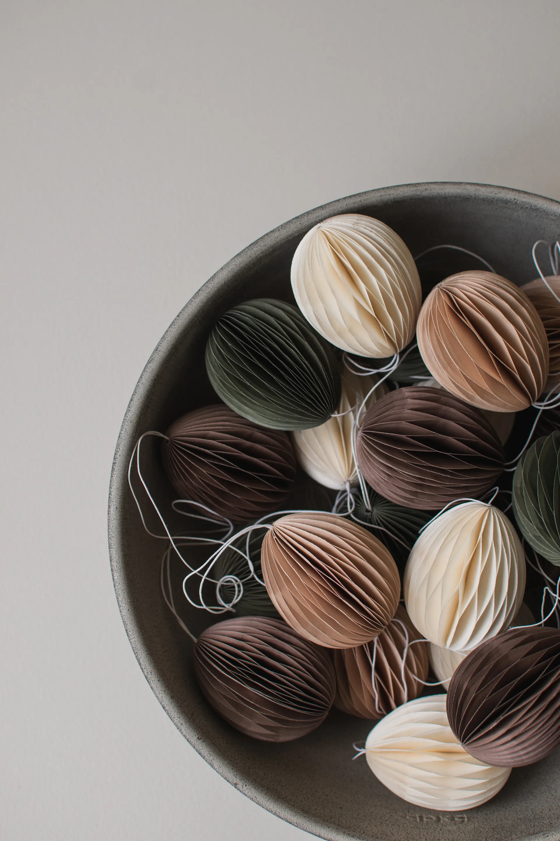 Ovoid 复活节装饰 paper 7 cm, 沙色 DBKD