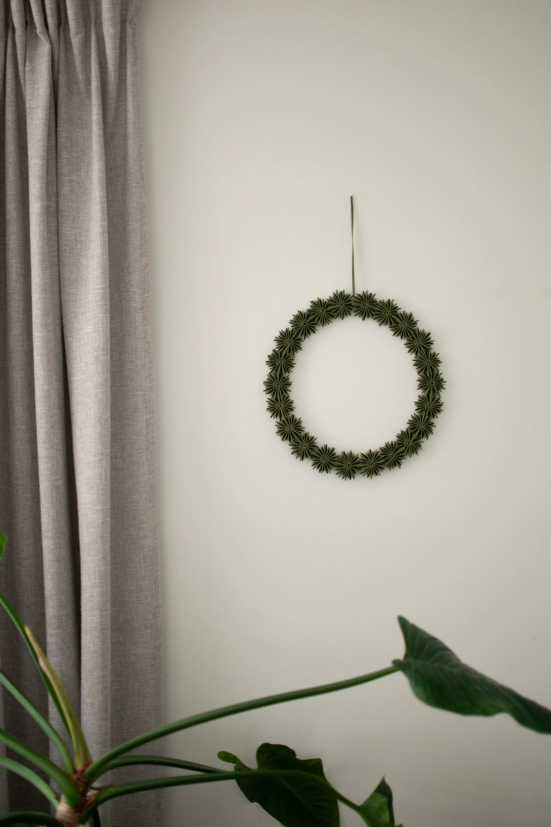 Paper flake wreath 装饰 wreath Ø35 cm, 绿色 DBKD