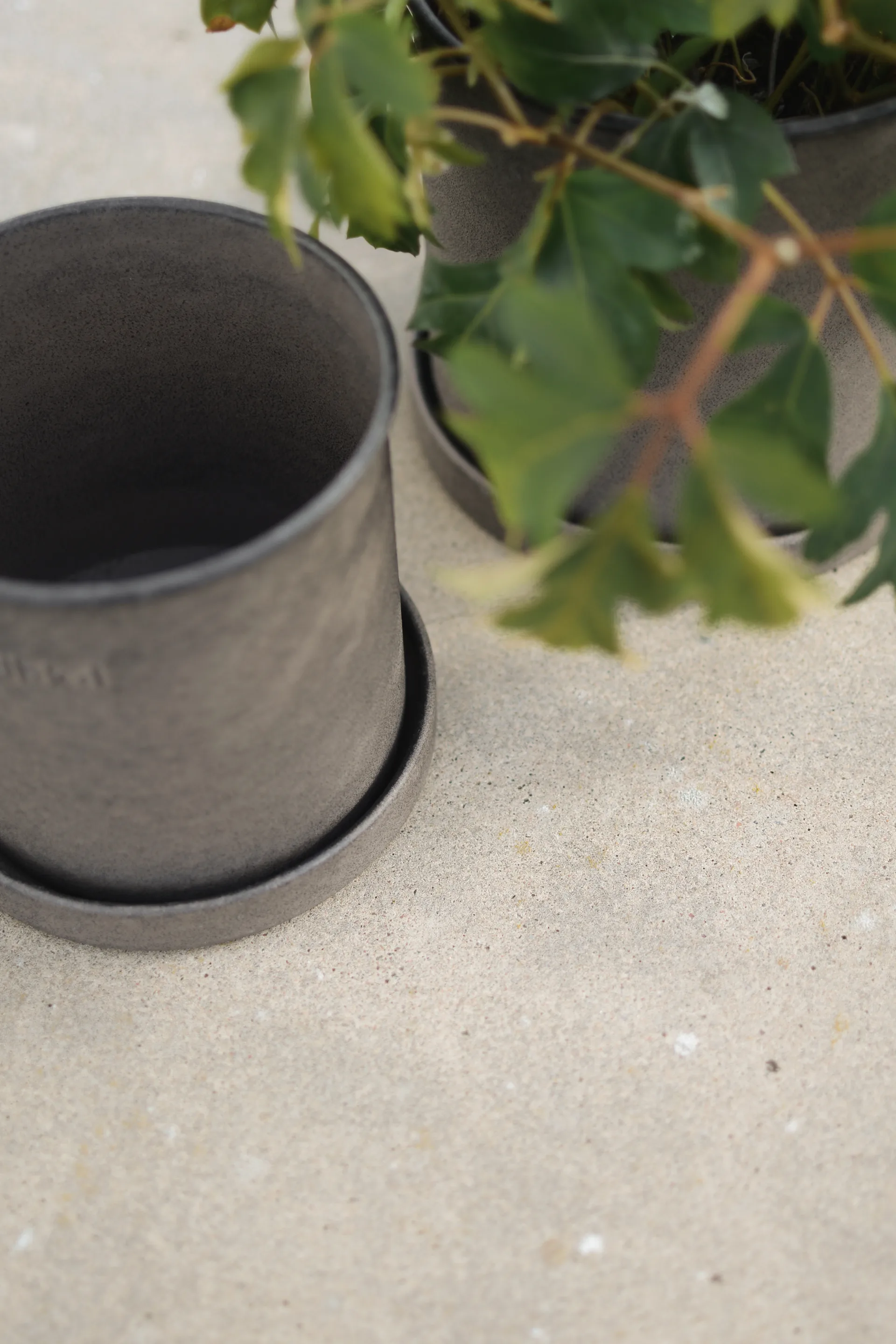 Plant pot 小 两件套装, 褐色 DBKD