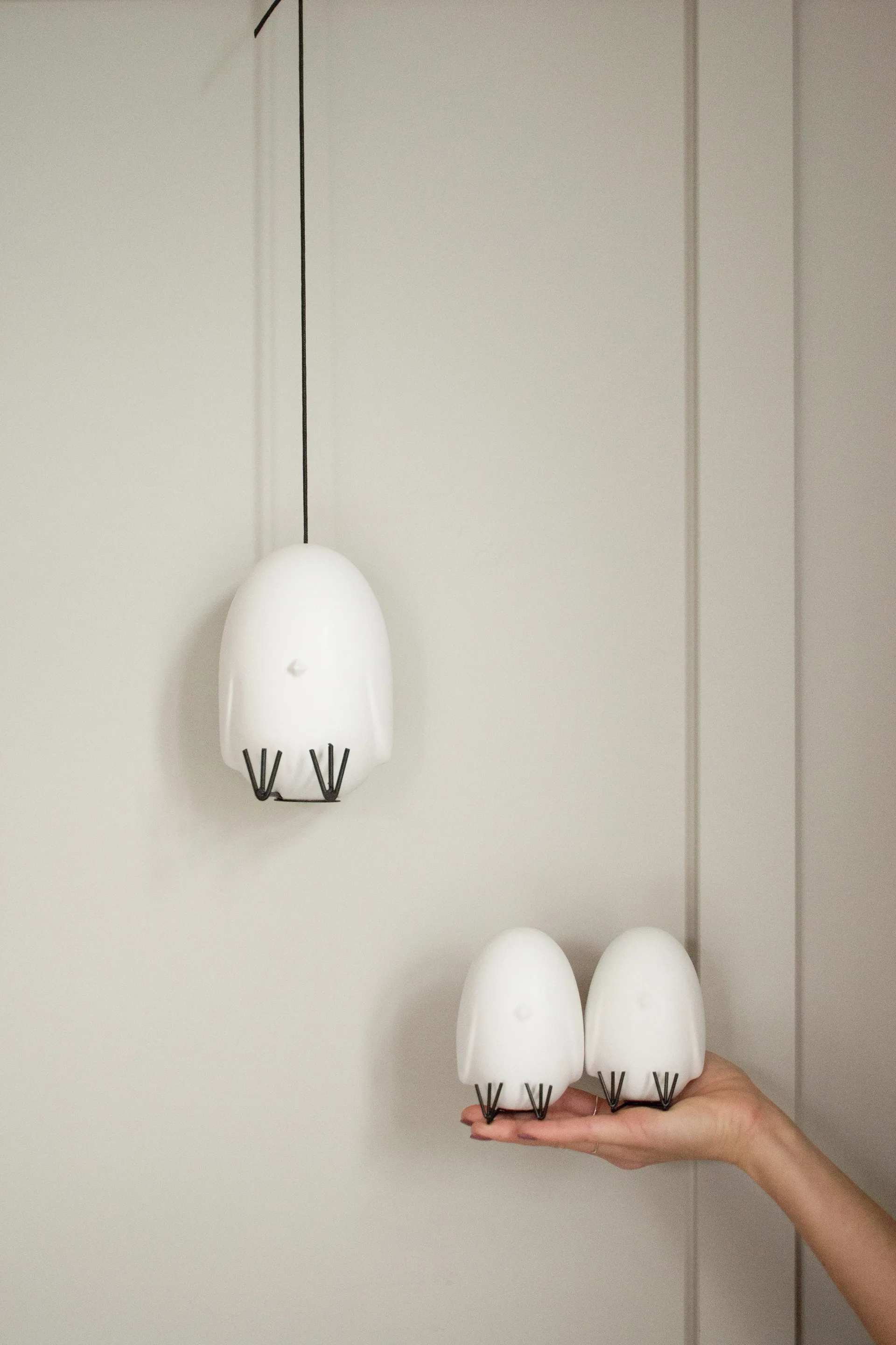 Sit Around 复活节装饰, 白色 DBKD