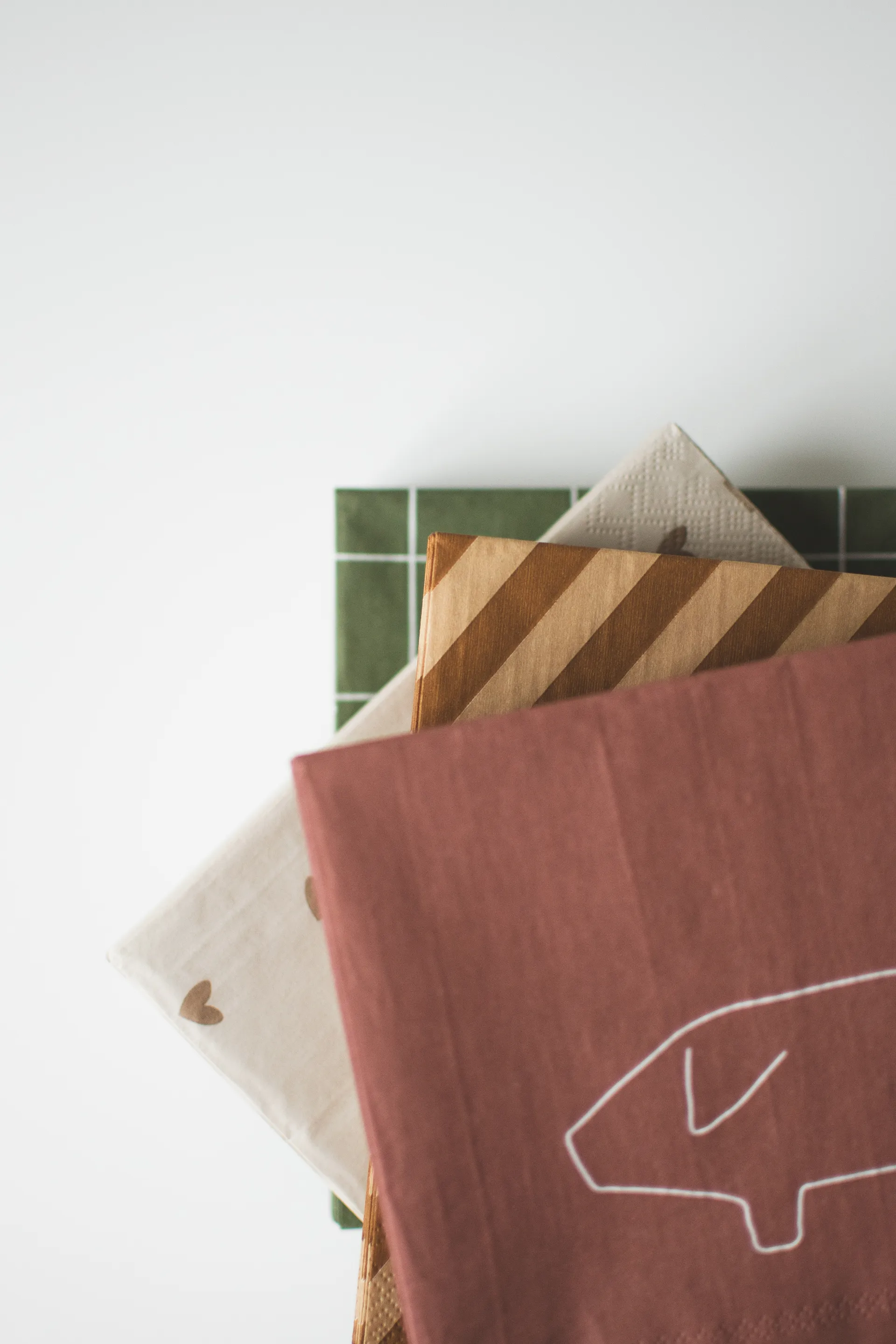 Swedish pig paper 餐巾纸 33x33 cm 20件装, 红色 DBKD