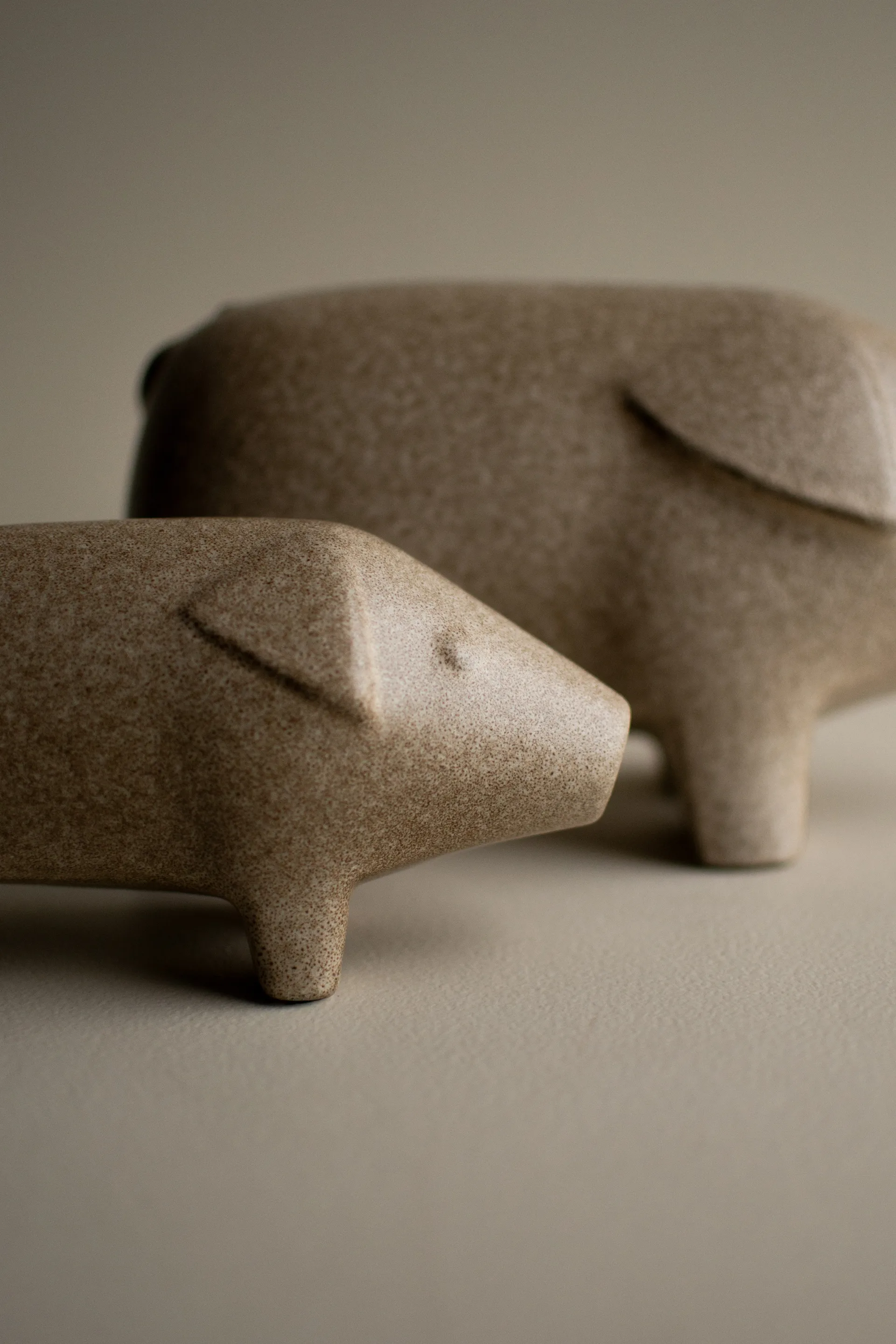 Swedish pig 小, 米色 DBKD