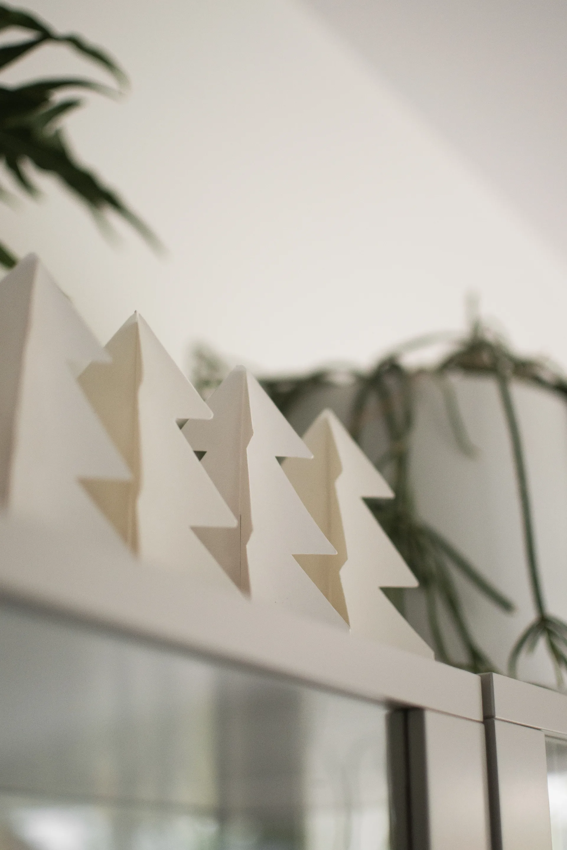 Tree in a row 装饰 60 cm, 白色 DBKD