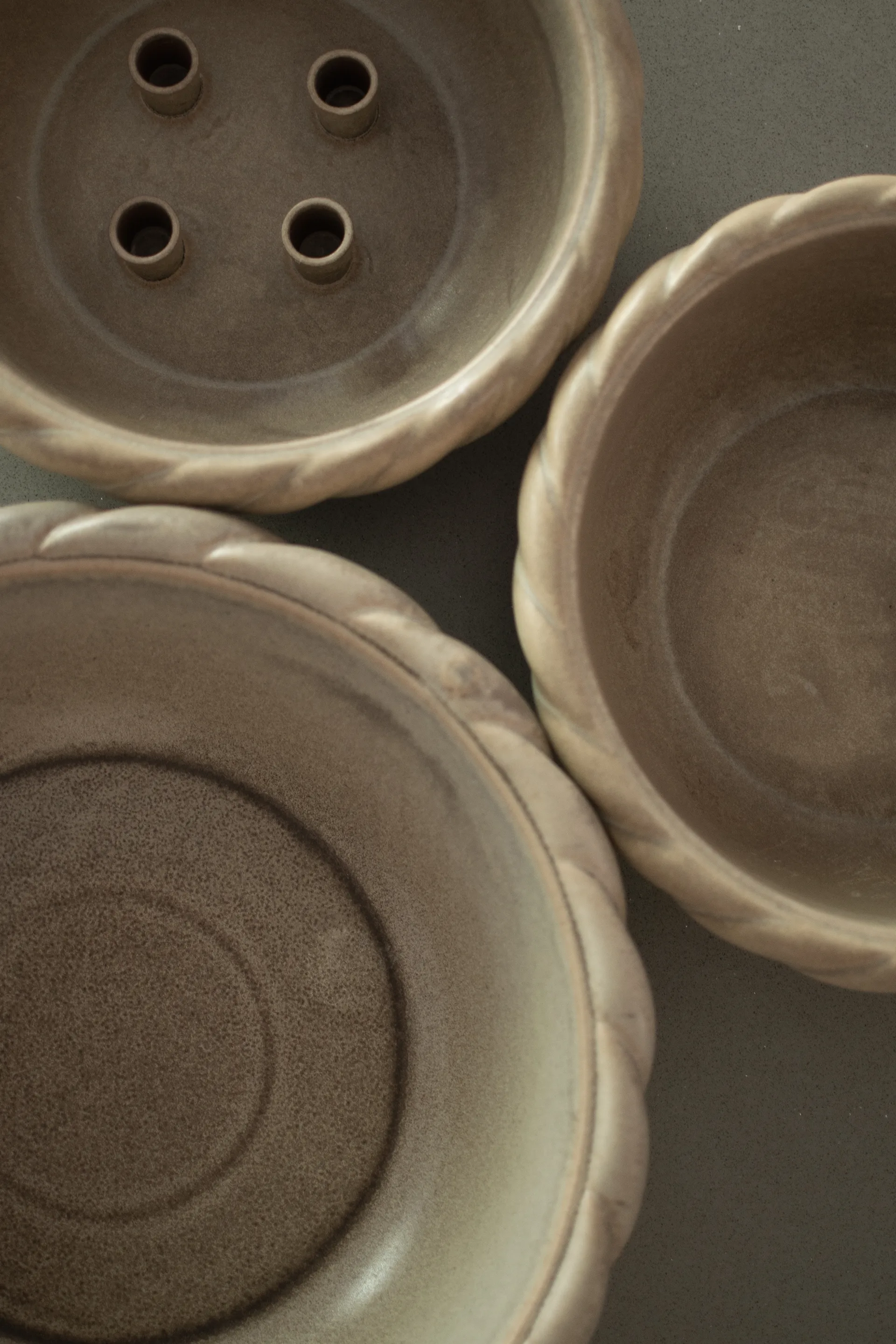 Twine 盘子 烛台 Ø30 cm, 米色 DBKD