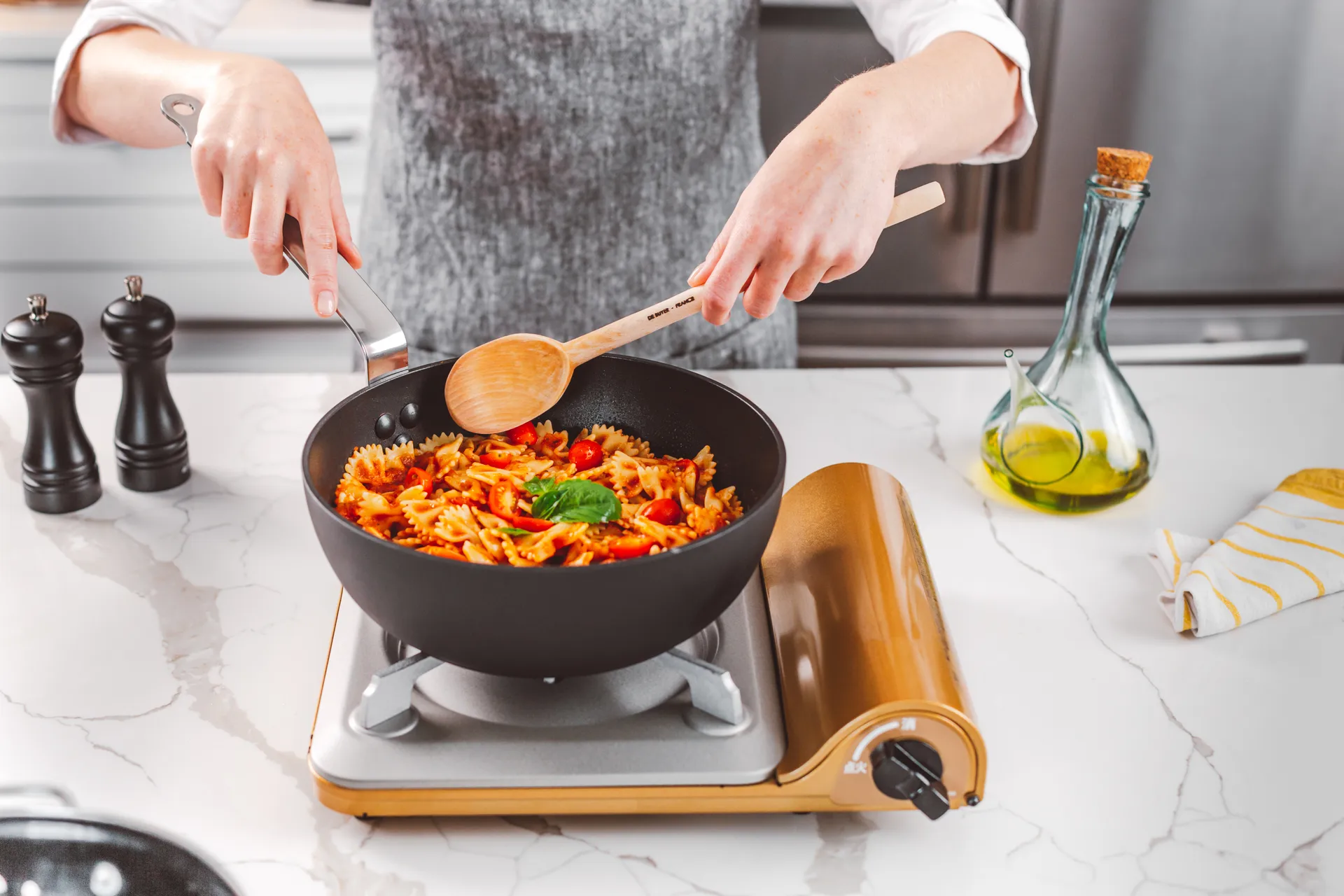 Choc Intense sauté pan, 28 cm De Buyer