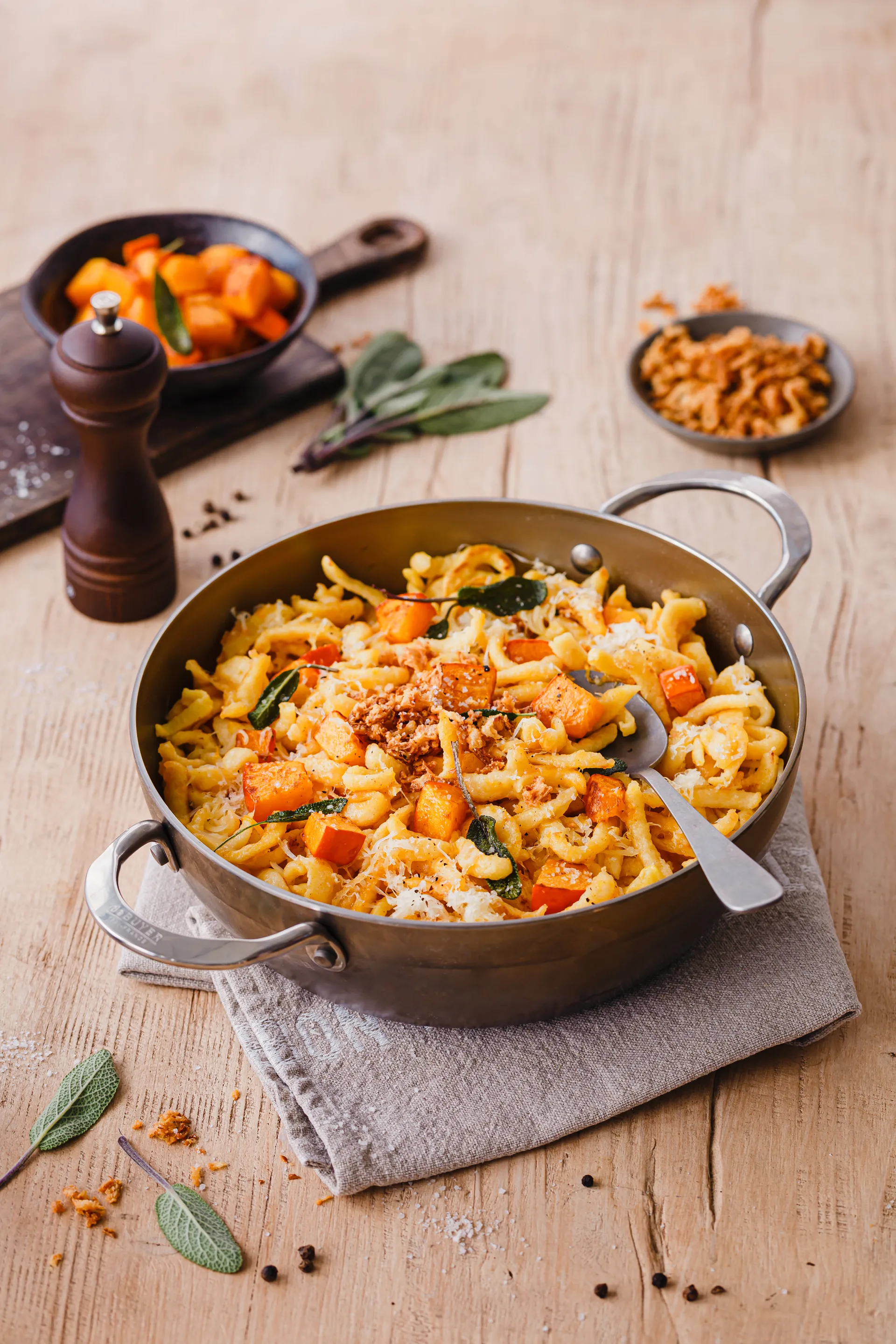 Mineral B Country 平底锅 , 24 cm De Buyer