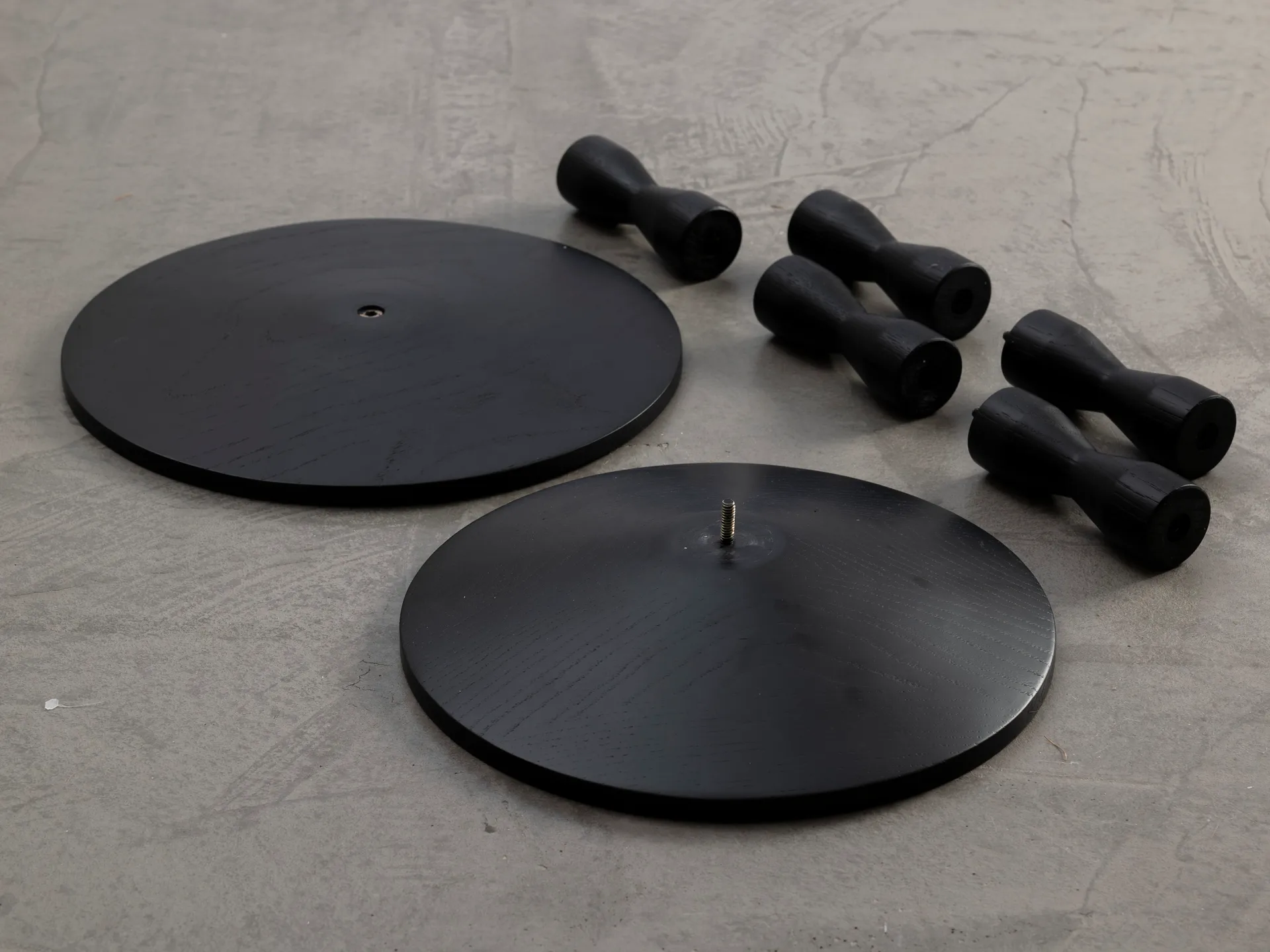 高脚桌 直径31x67.5cm, 黑色 Design House Stockholm