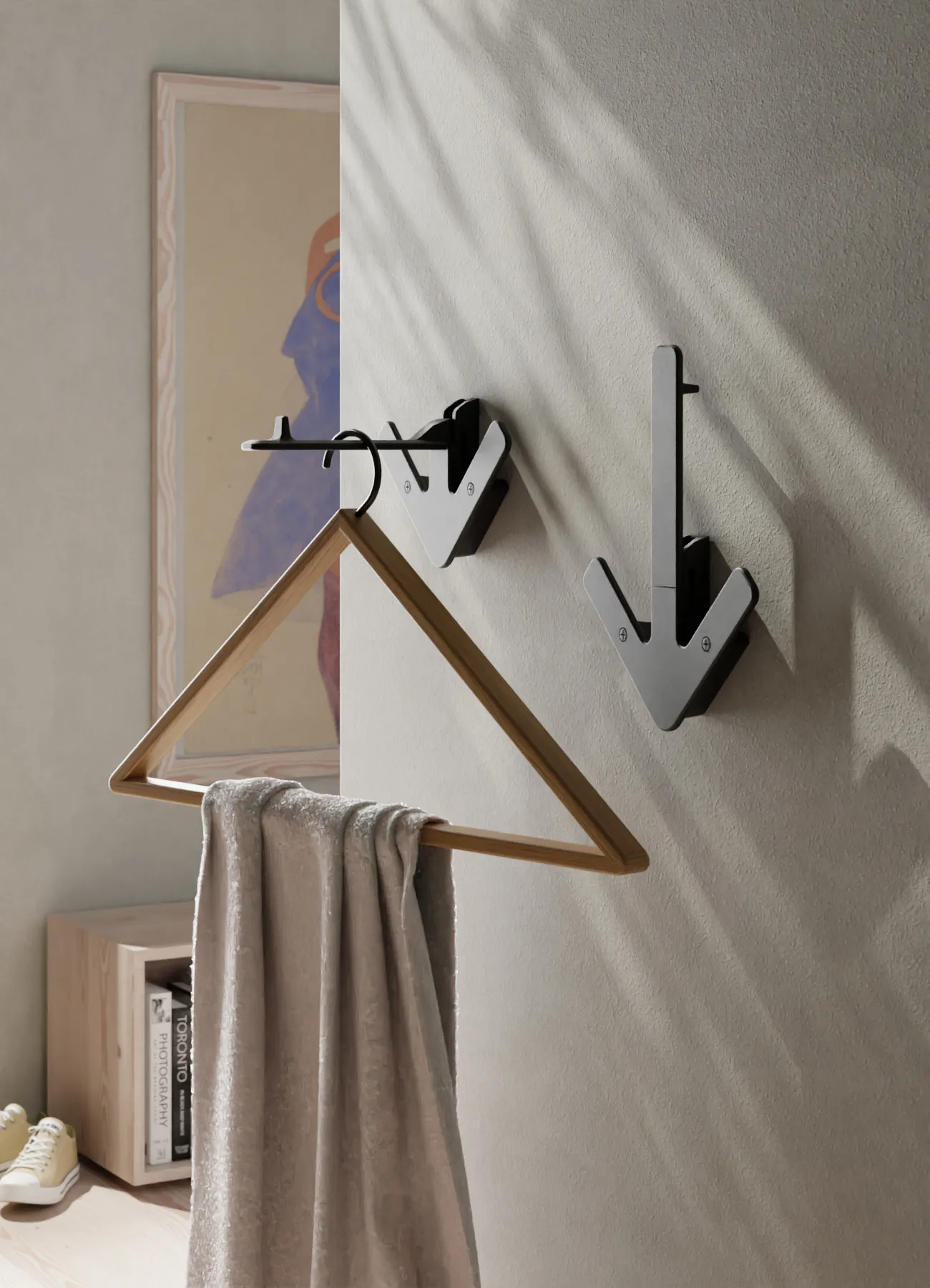 Arrow 创意折叠挂钩, 黑色 Design House Stockholm
