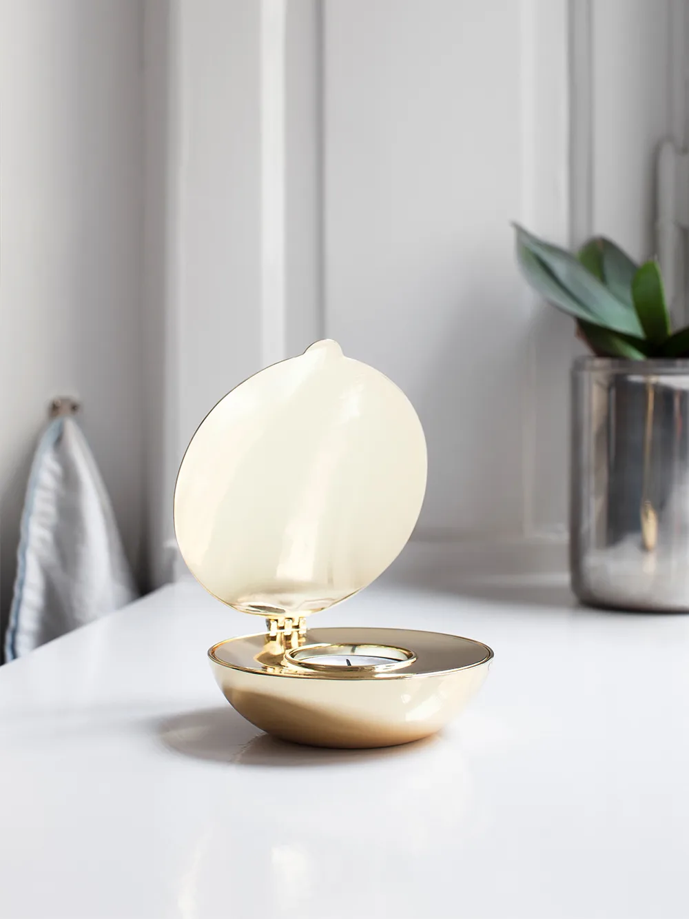 贝壳造型烛台, brass Design House Stockholm