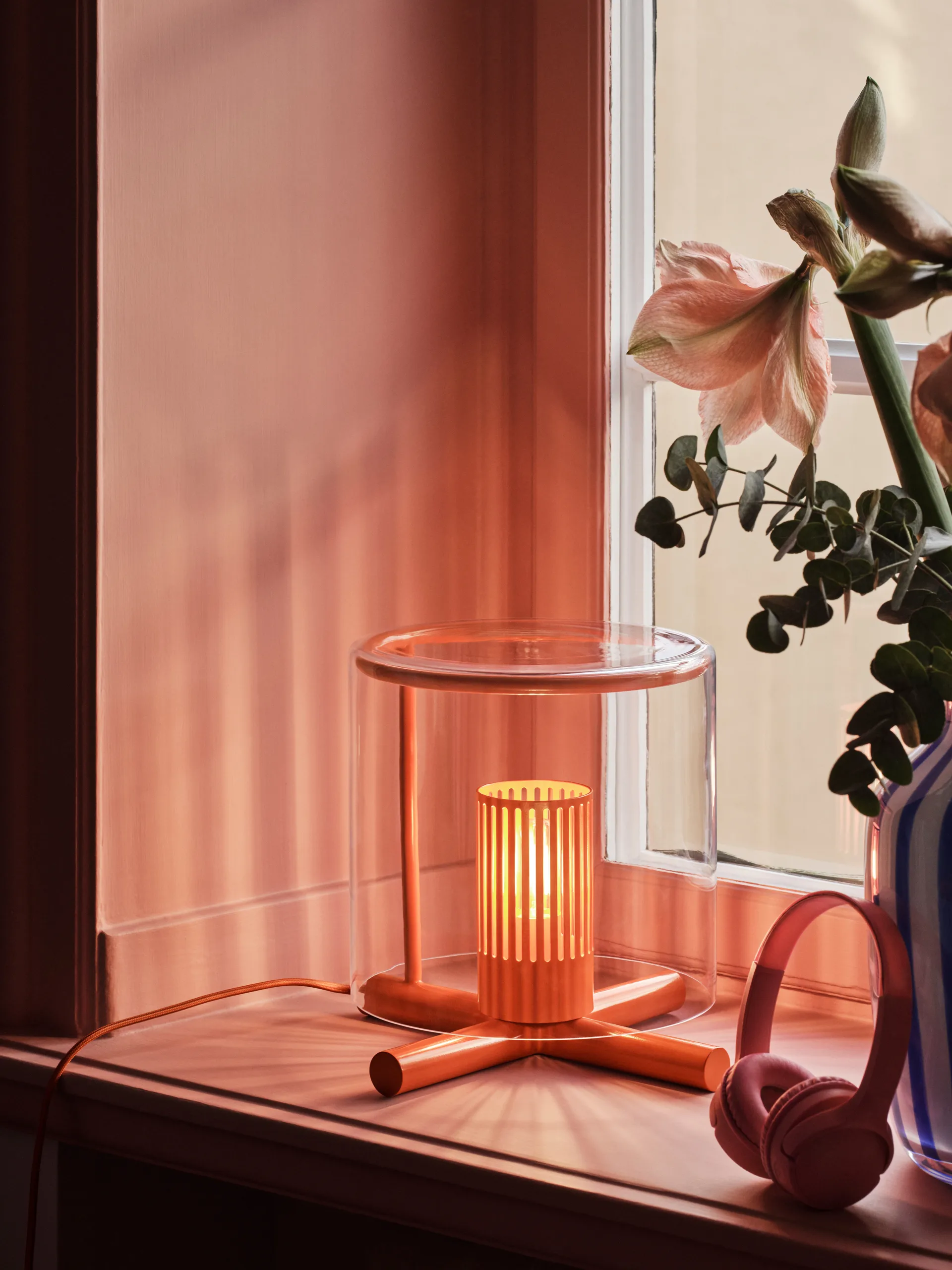 Fire Place 台灯, 红色 Design House Stockholm