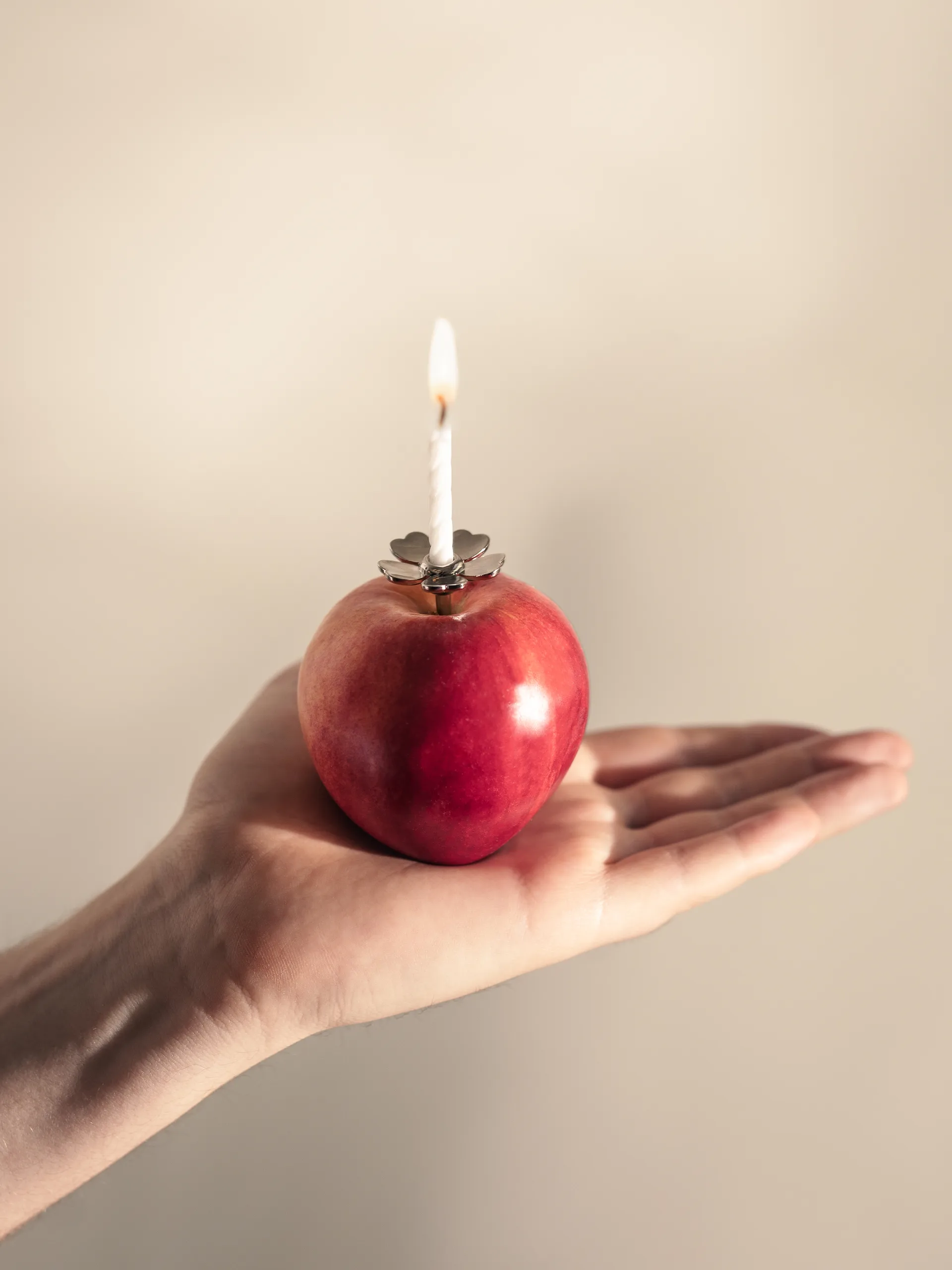 Me to You 烛台 , Nickel Design House Stockholm