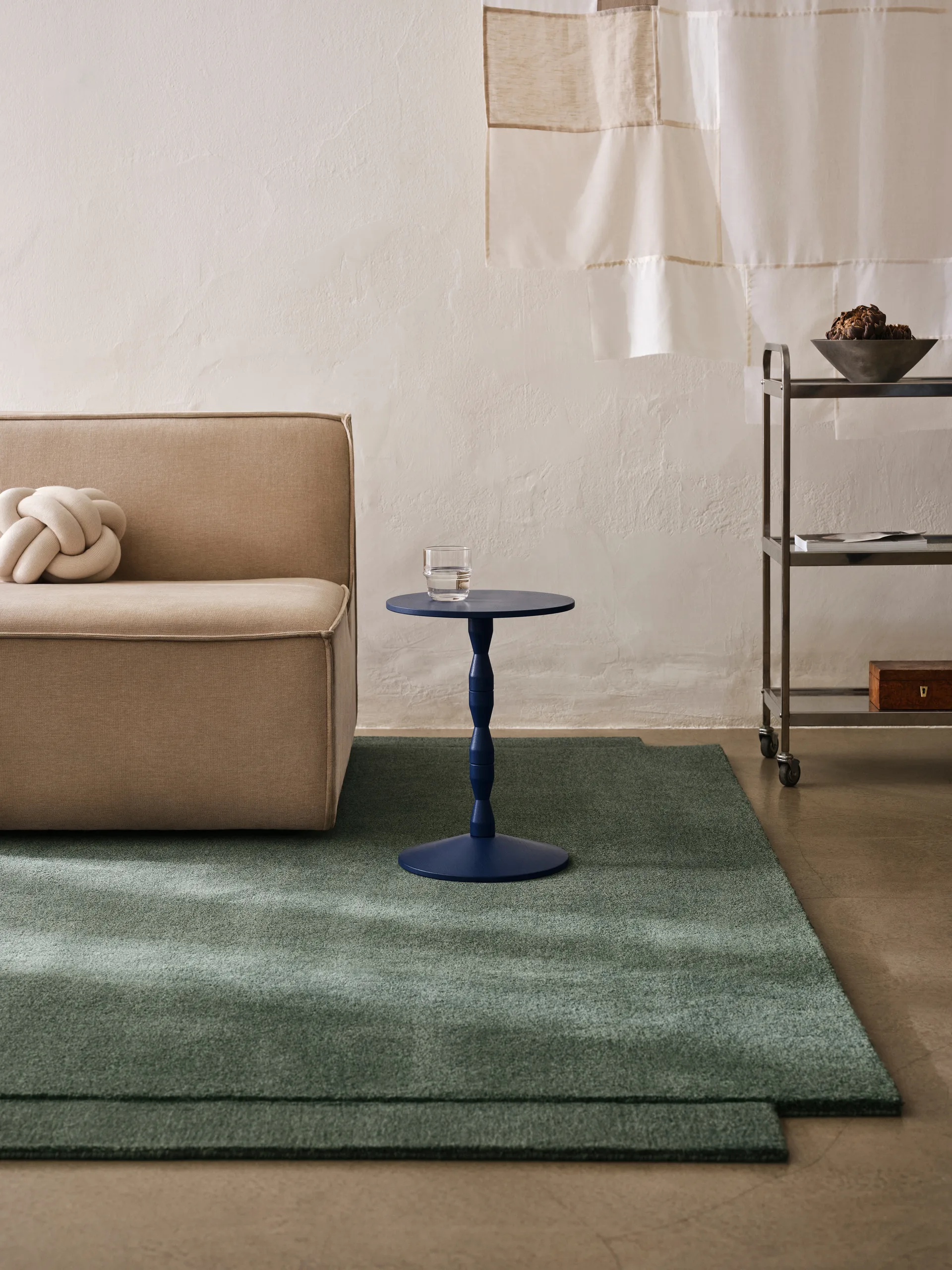 Pedestal 桌子 Ø31x67.5 cm, 蓝色 Design House Stockholm