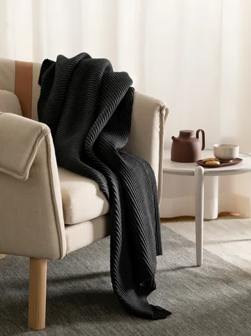 Pleece 盖毯140x160cm - 黑色 - Design House Stockholm