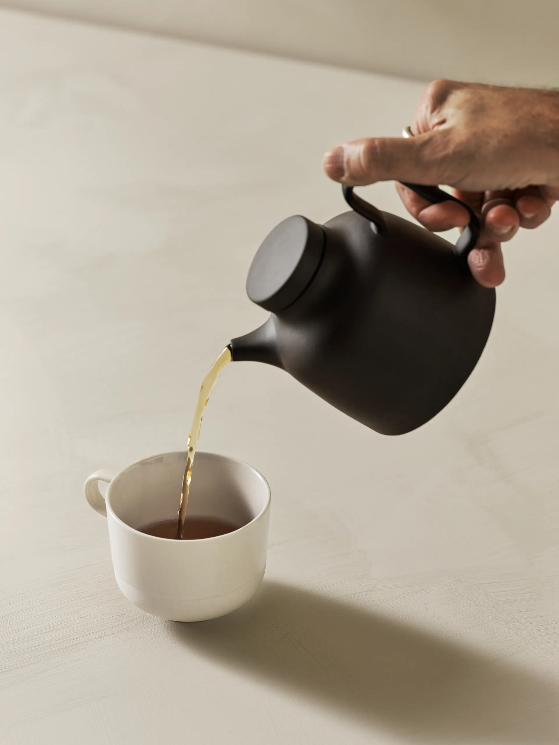 Sand teapot 65 cl, 黑色 clay Design House Stockholm