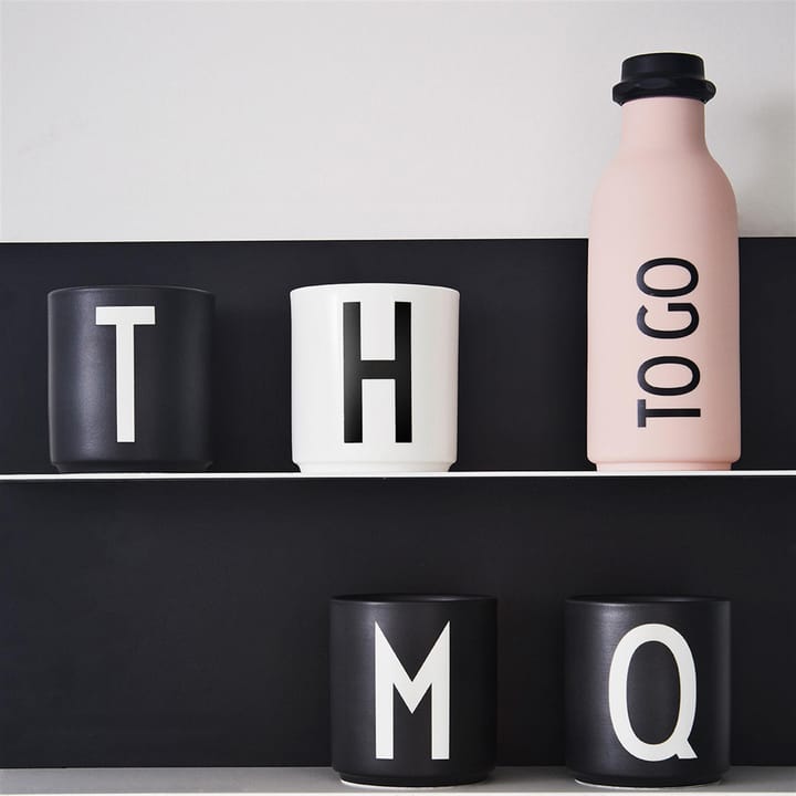 Design Letters 杯子 black, G Design Letters
