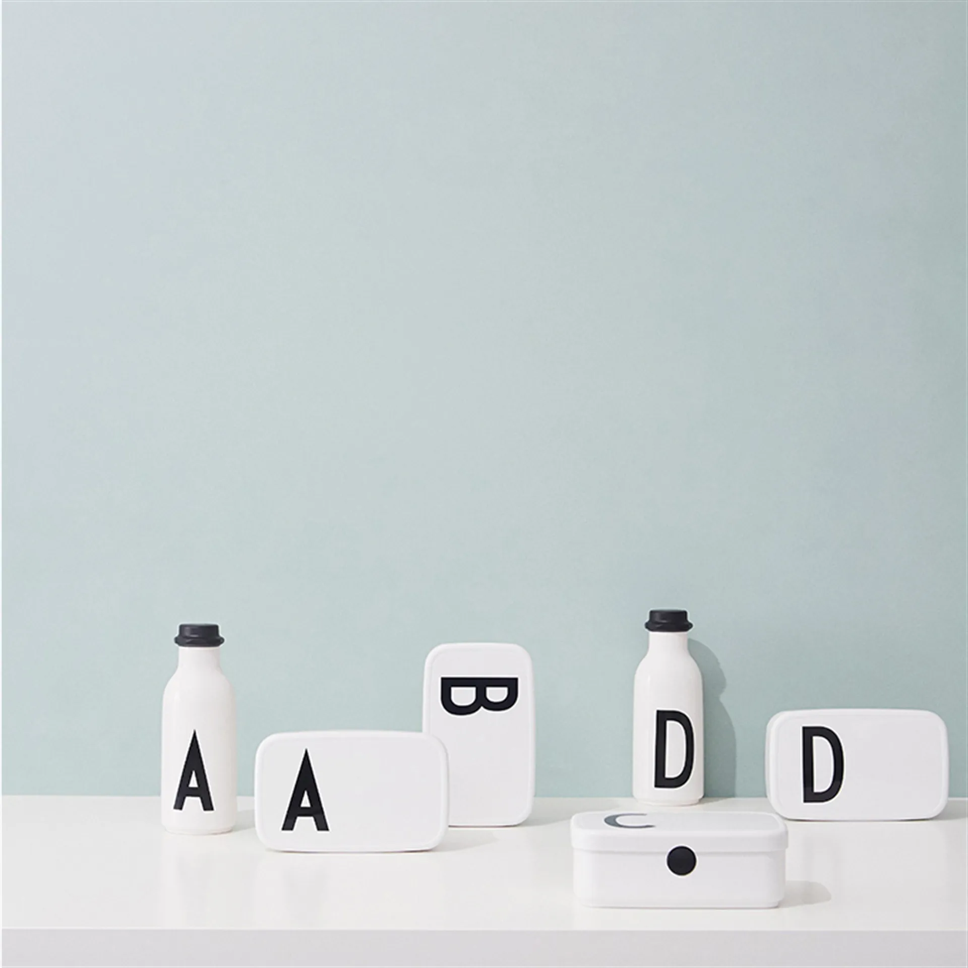 Design Letters 丹麦进口字母款便携午餐盒, D Design Letters