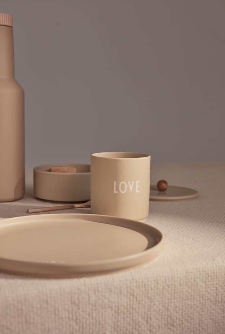 Design Letters favourite 杯子 25 cl, Love-beige Design Letters