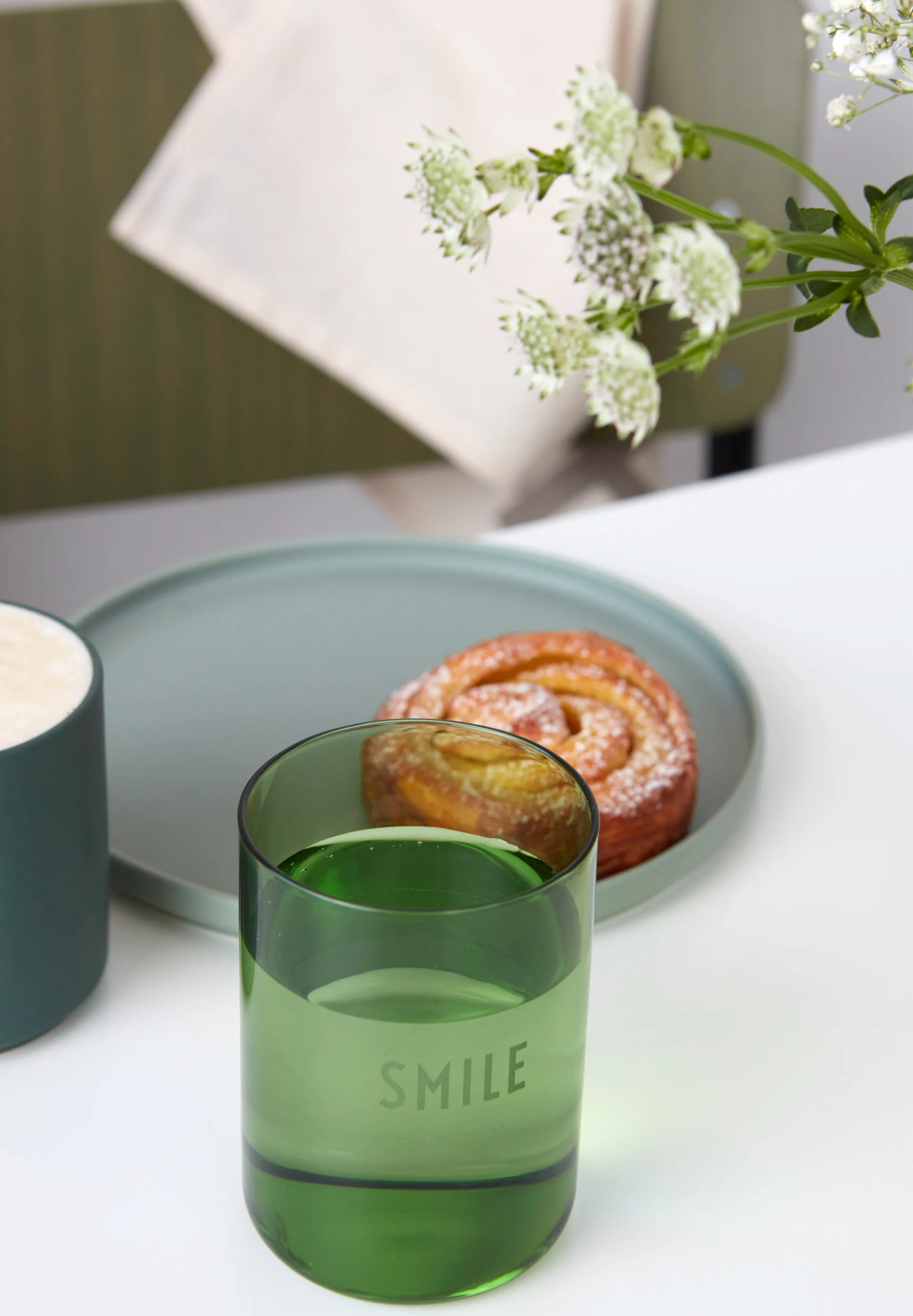 Design Letters favourite glass 35 cl, Smile-绿色 Design Letters