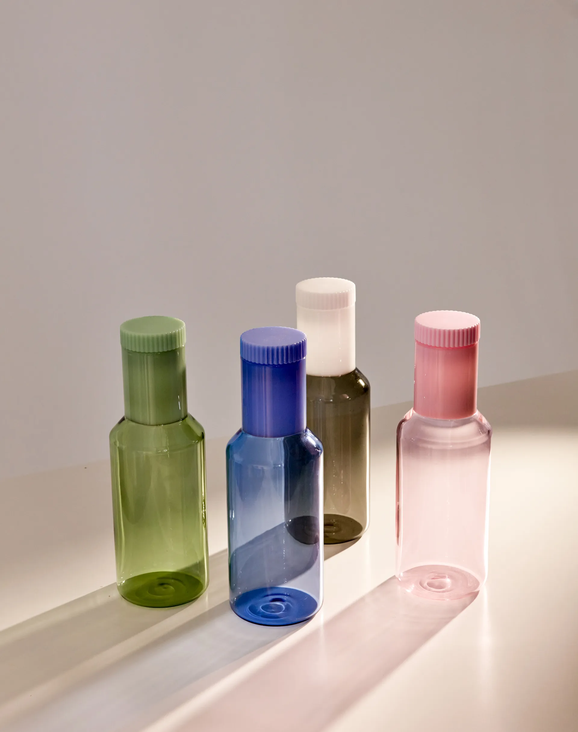 Design Letters glass carafe tub 1 L, 绿色/milky 绿色 Design Letters