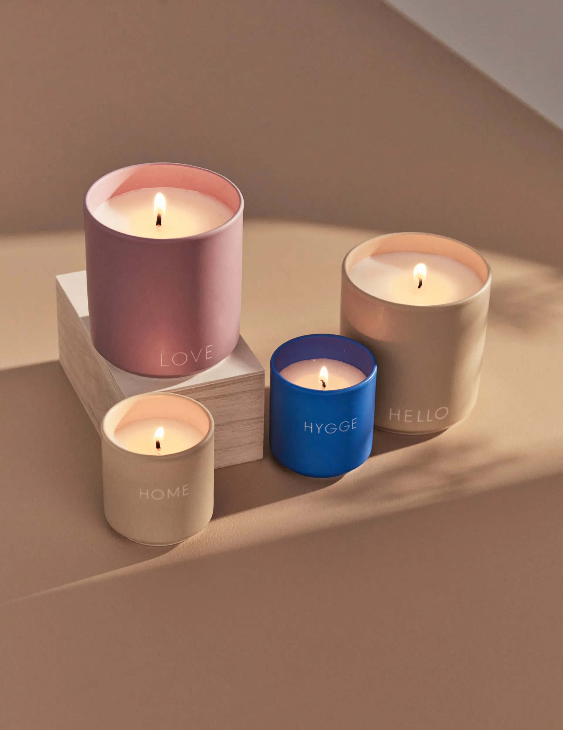 Design Letters scented candle Ø5.5 cm, Hygge-cobalt 蓝色 Design Letters