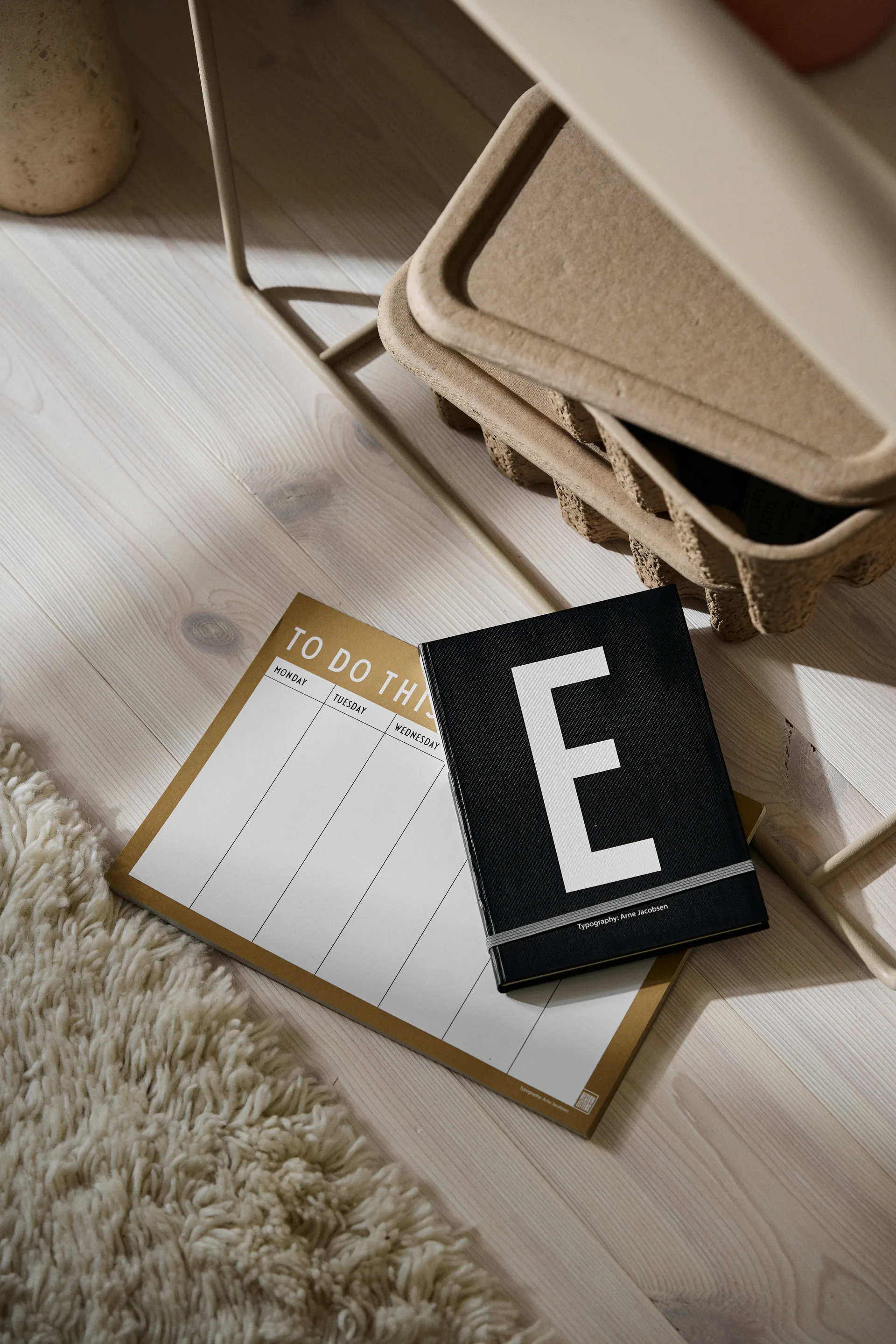 Design Letters weekly planner, 米色 Design Letters