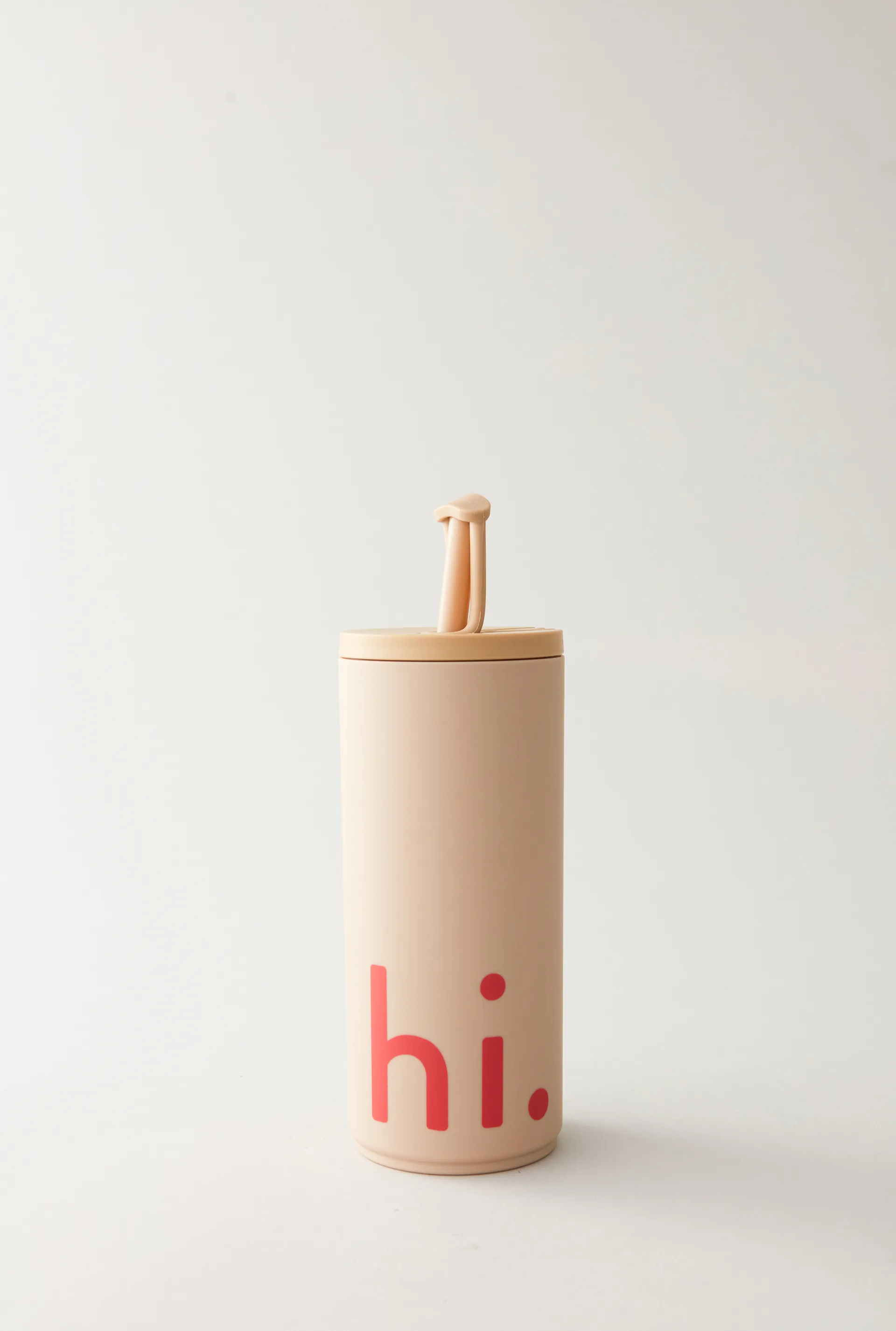 Travel Life 带吸管保温瓶 500ml, 高亮米色 Design Letters