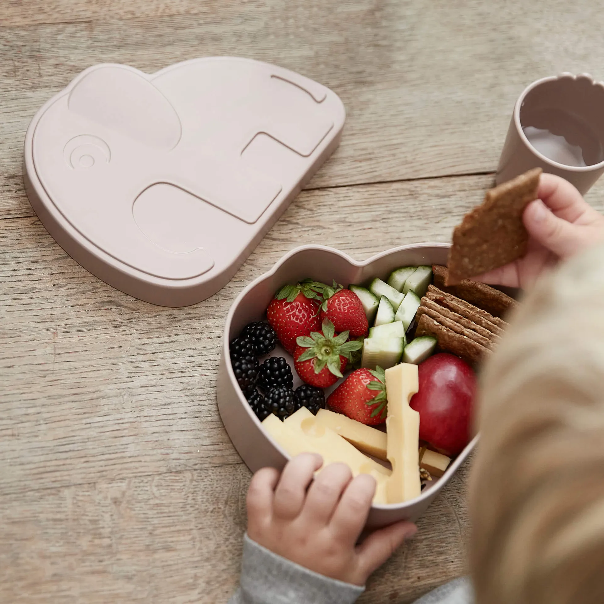 午餐盒/零食辅食便携餐盒 Elphee 儿童午餐 , 灰色 Done by deer