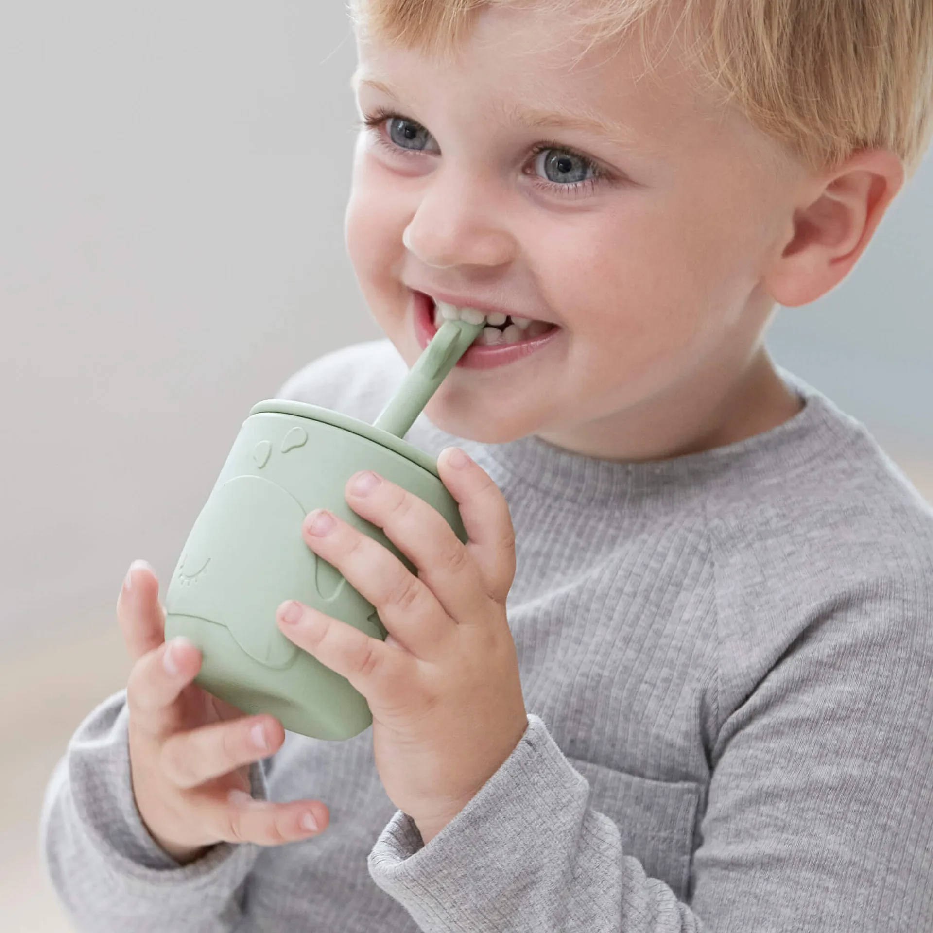 Wally 带躲猫猫吸管马克杯2只装, 绿色 Done by deer