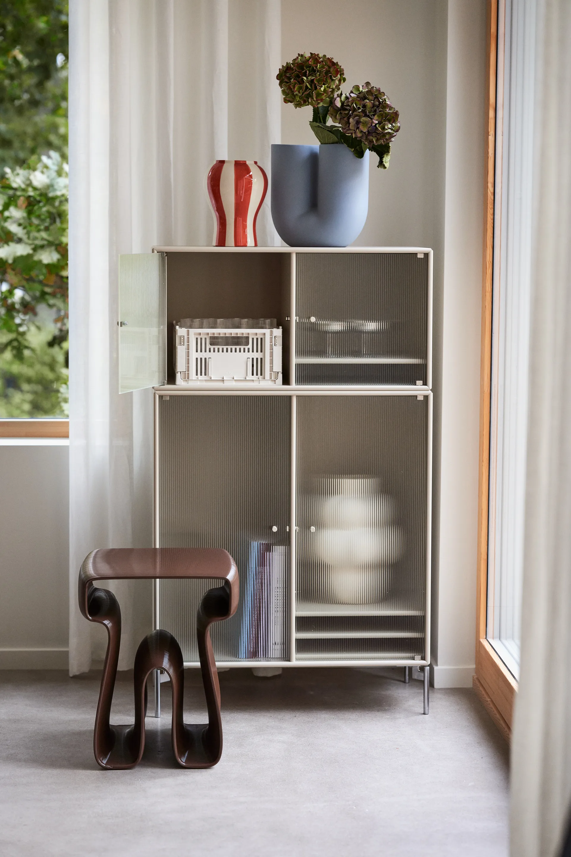 Octopus 小边桌 38x40 cm, Chocolate Ekbacken Studios