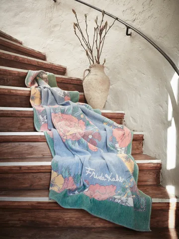 Frida Kahlo披毯140x170cm - 维达色 - Ekelund Linneväveri