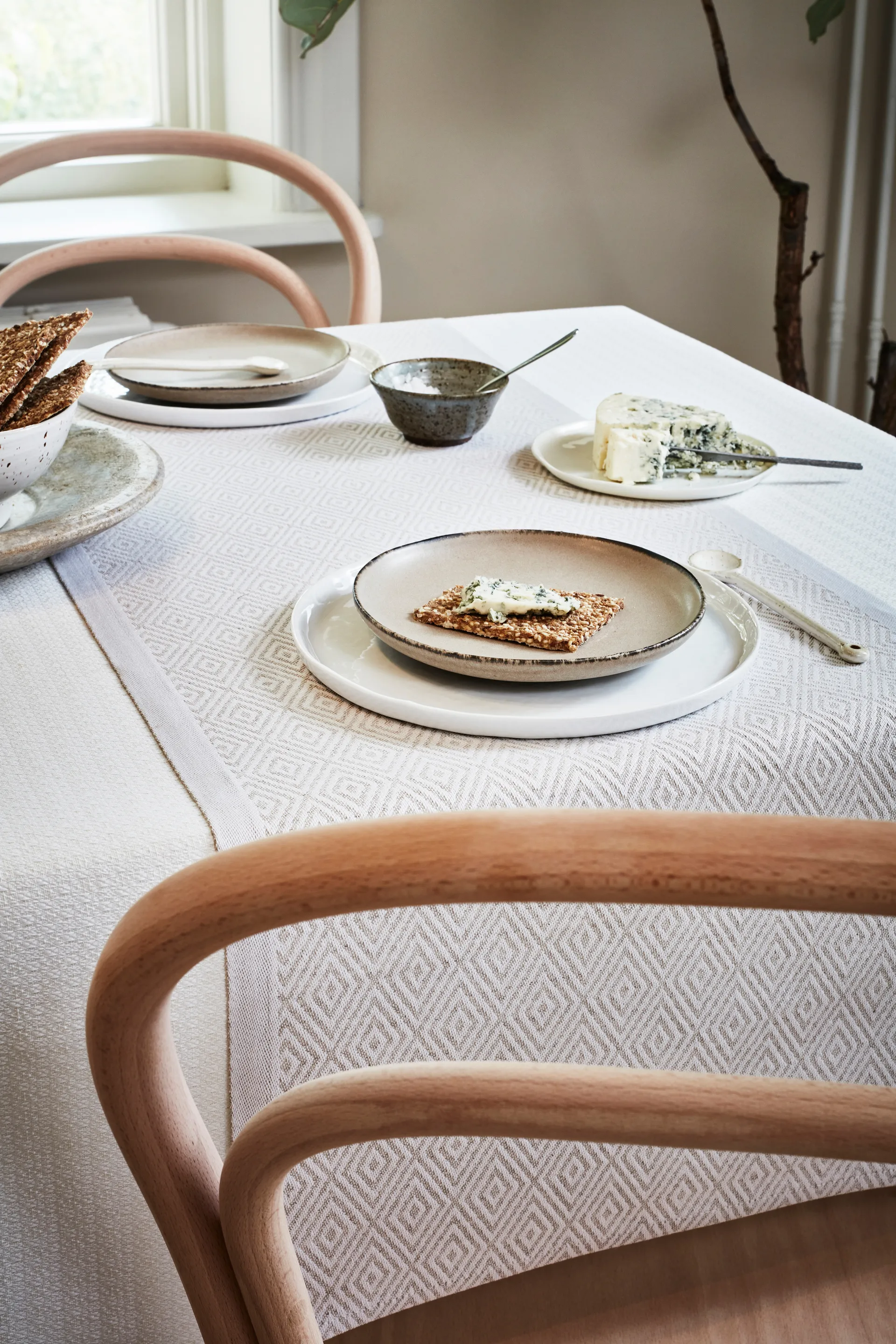 Gåsöga 桌布（runner） unbleached, 35x120 cm Ekelund Linneväveri