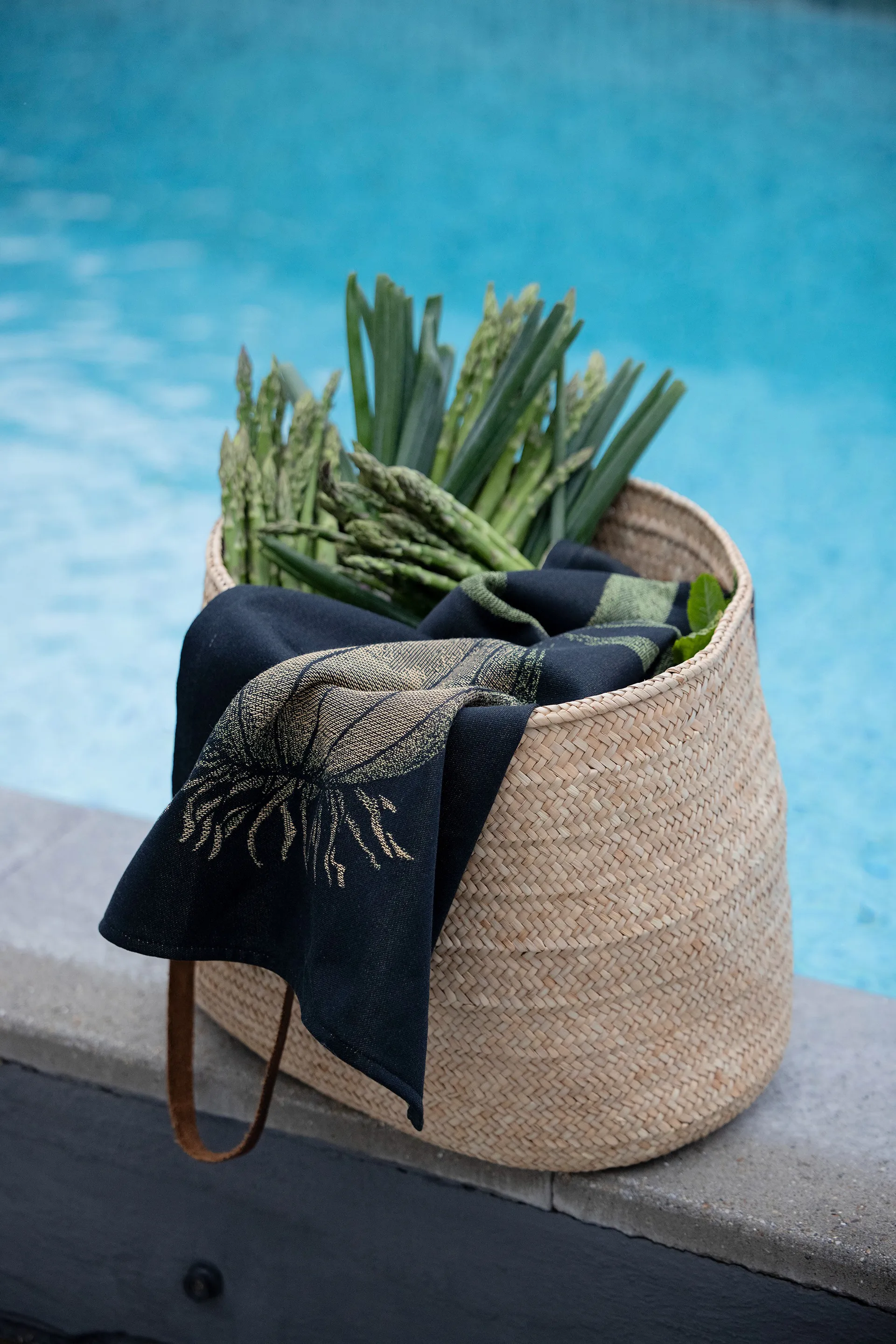 Lök 厨房巾 48x70 cm, 黑色-dark 黄色 Ekelund Linneväveri