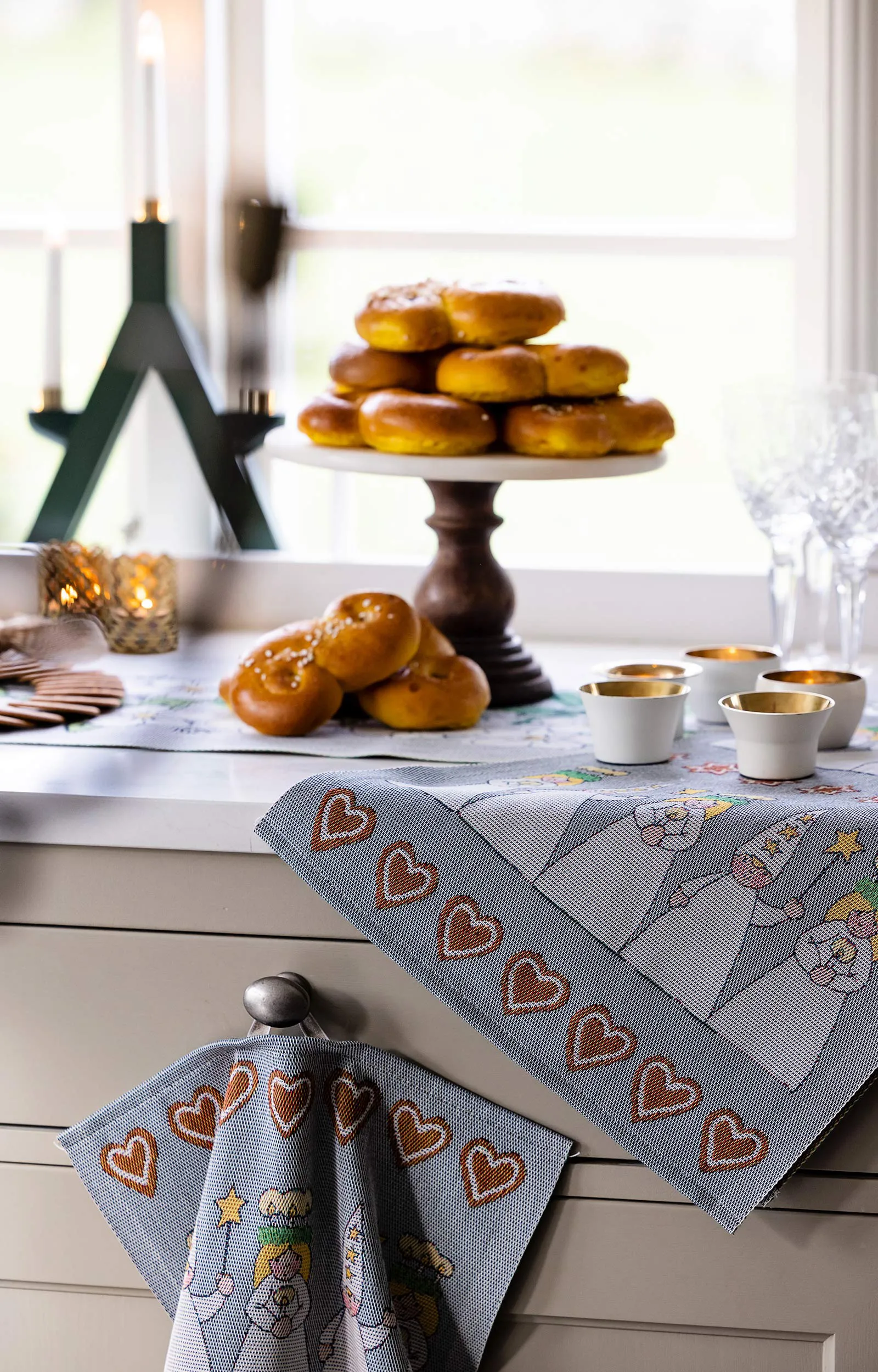 Mistelkvist 桌旗 35x120 cm, 彩色 Ekelund Linneväveri