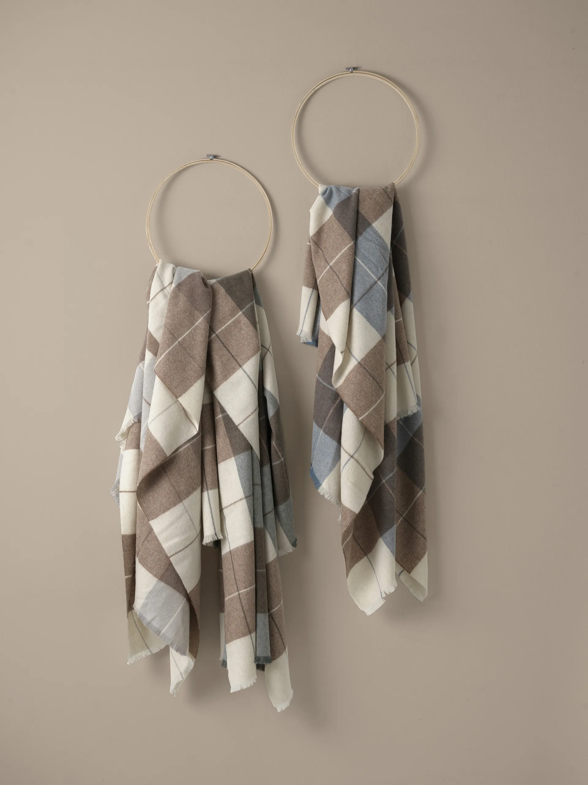 Scotch 毯子  130x190 cm, Camel-灰色 Elvang Denmark