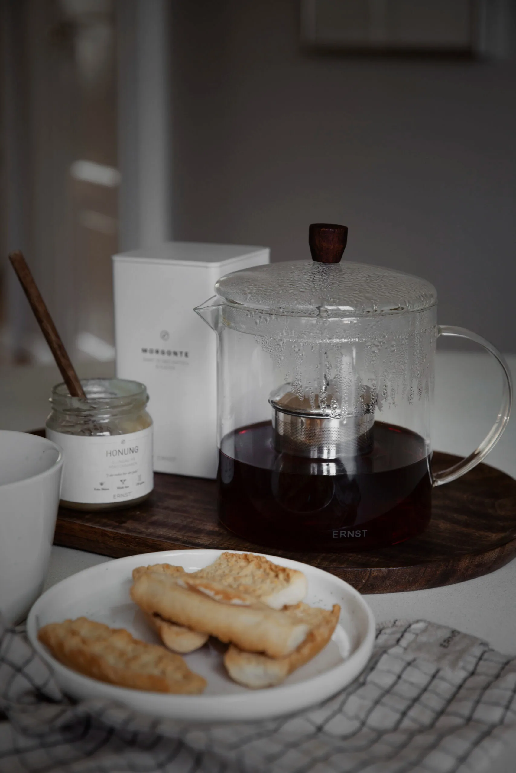 Ernst 玻璃 茶壶 1.5 L, Clear dark brown ERNST